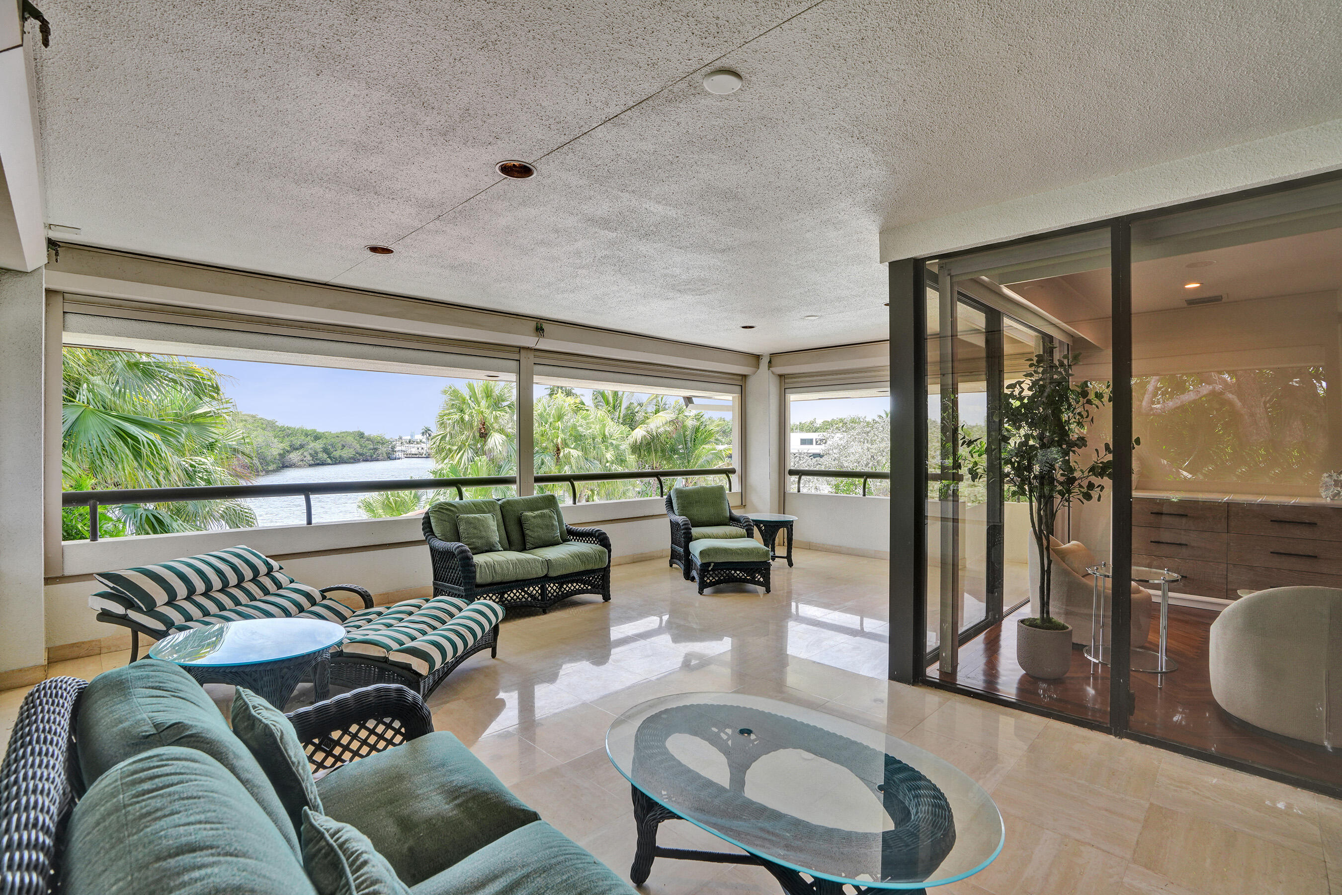 2441 SW 28th Fort Lauderdale, FL 33312