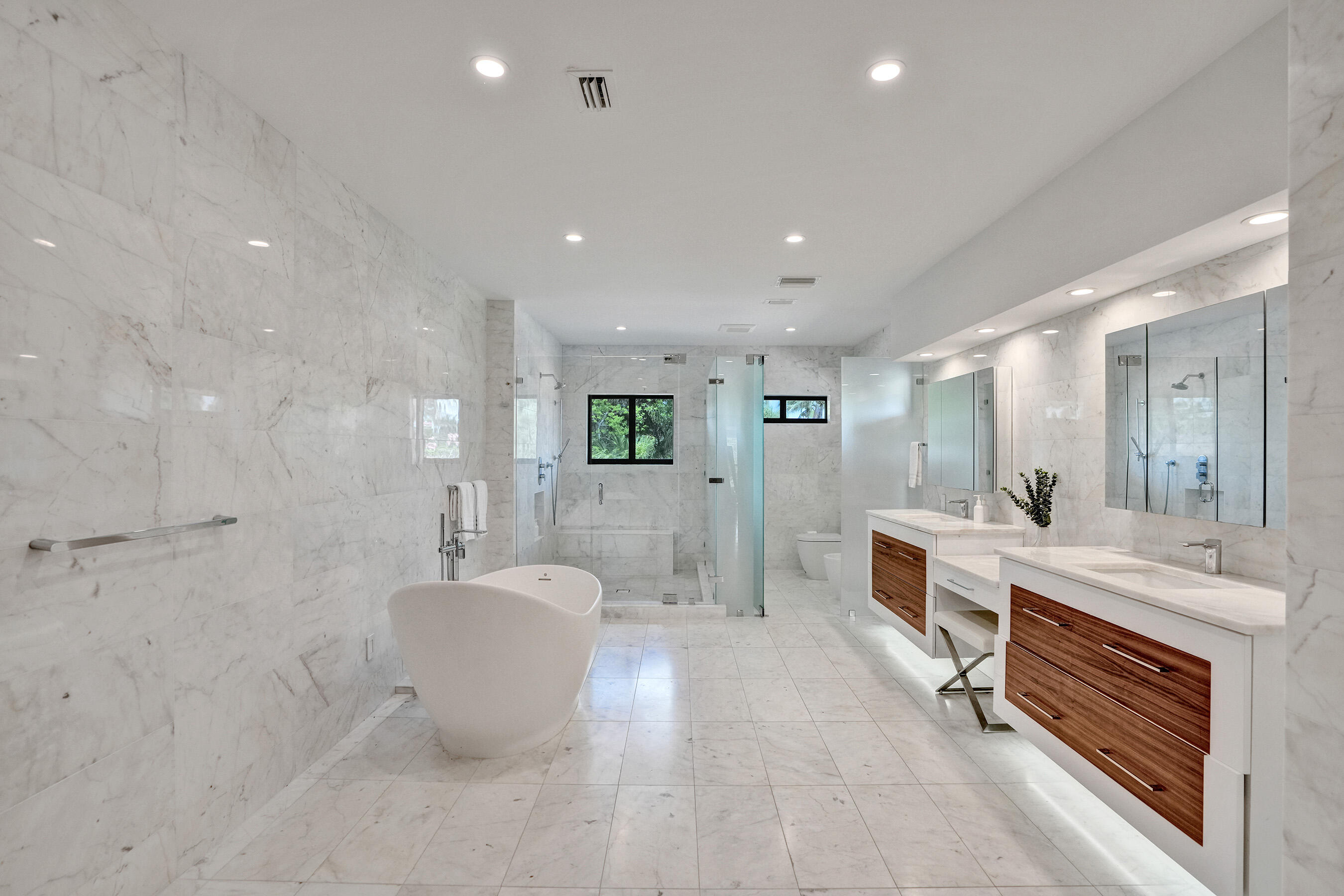 2441 SW 28th Fort Lauderdale, FL 33312