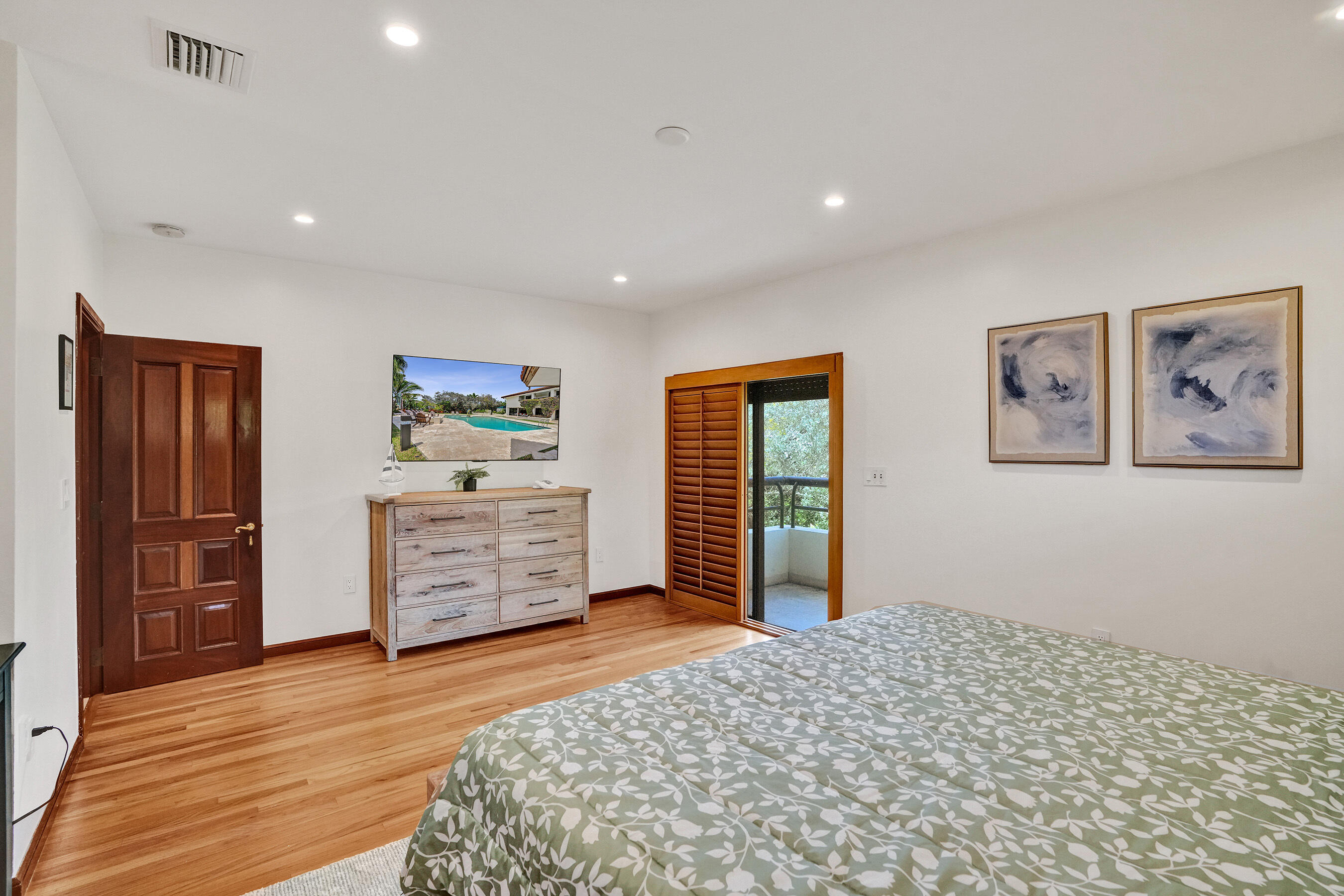 2441 SW 28th Fort Lauderdale, FL 33312