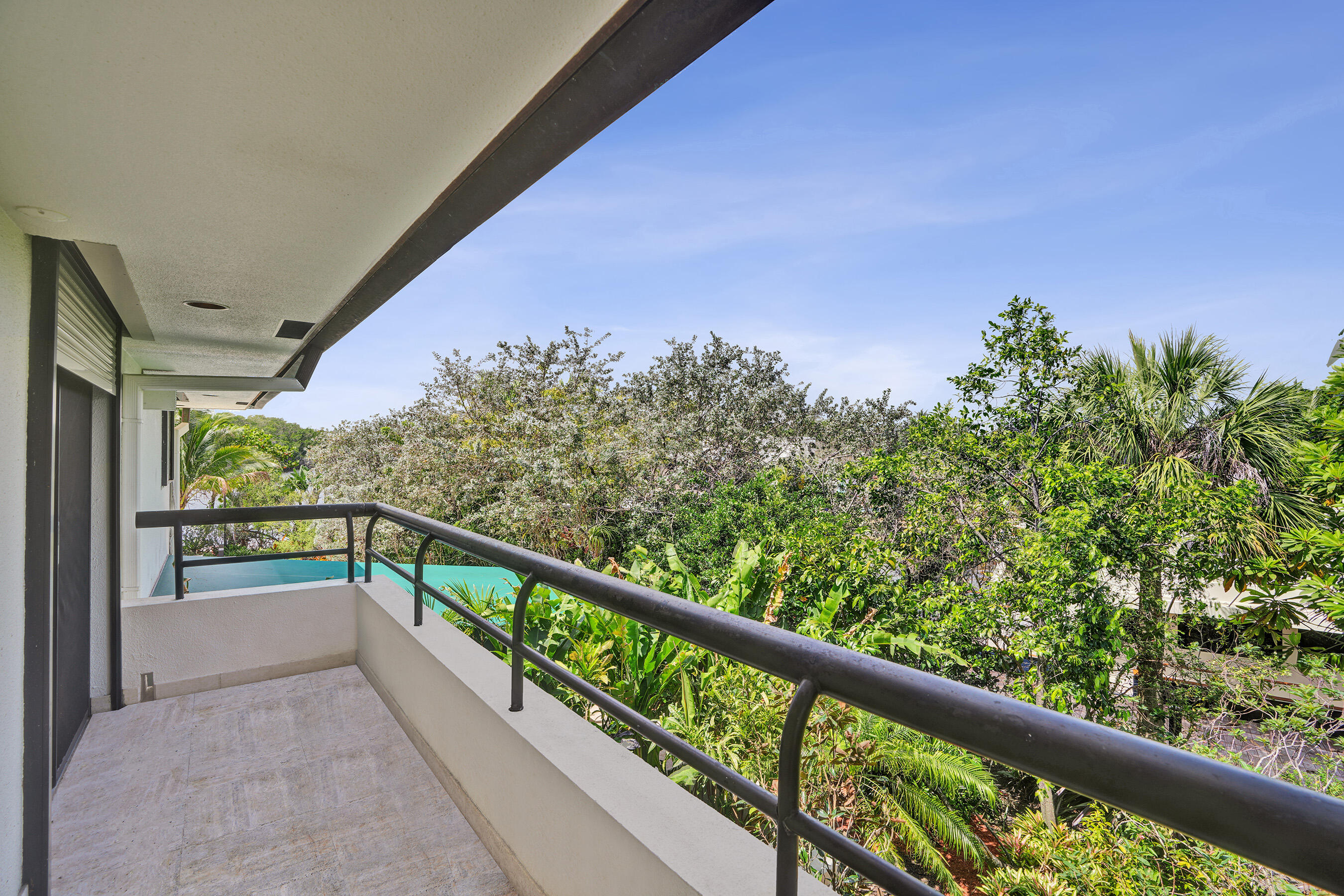 2441 SW 28th Fort Lauderdale, FL 33312