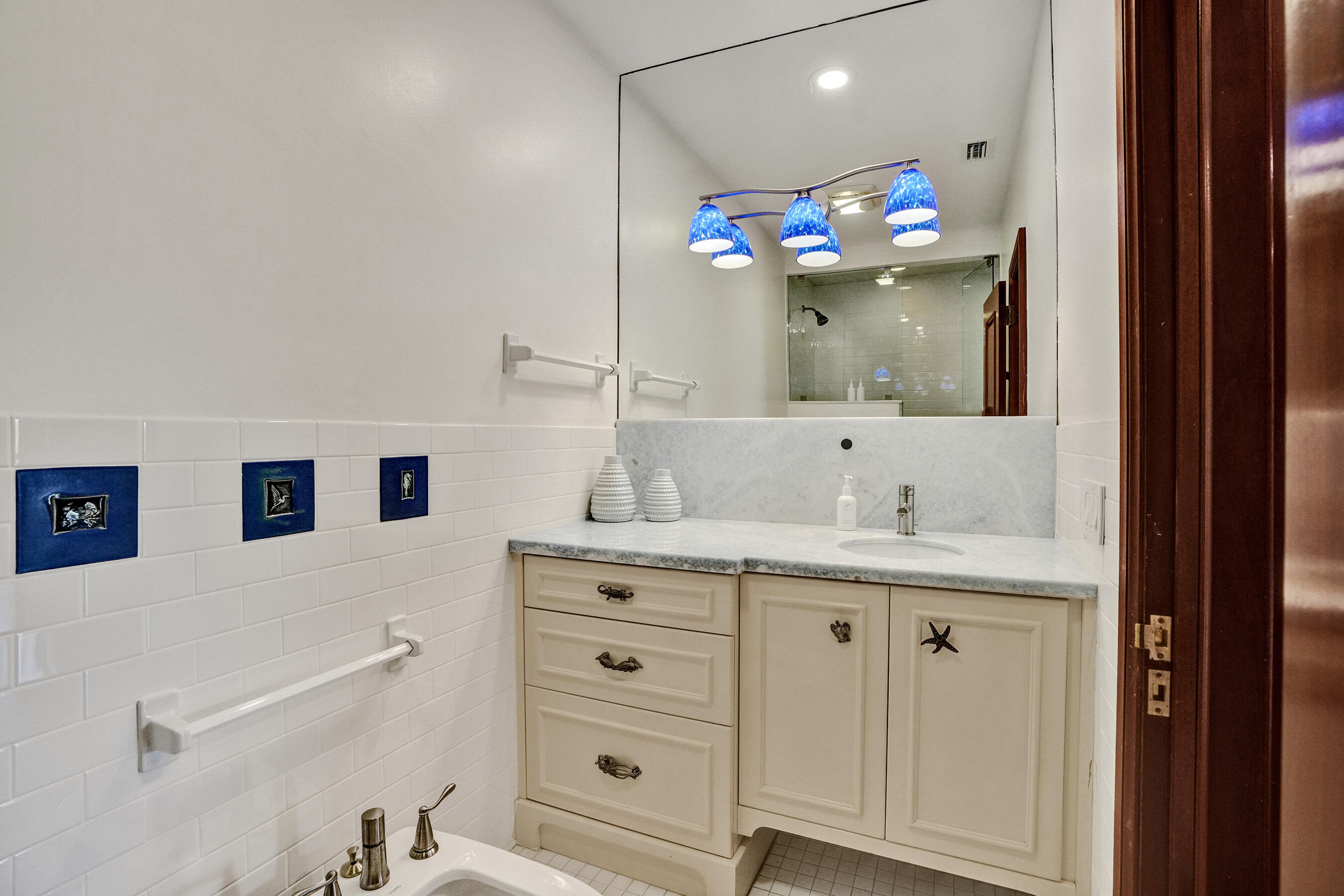 2441 SW 28th Fort Lauderdale, FL 33312