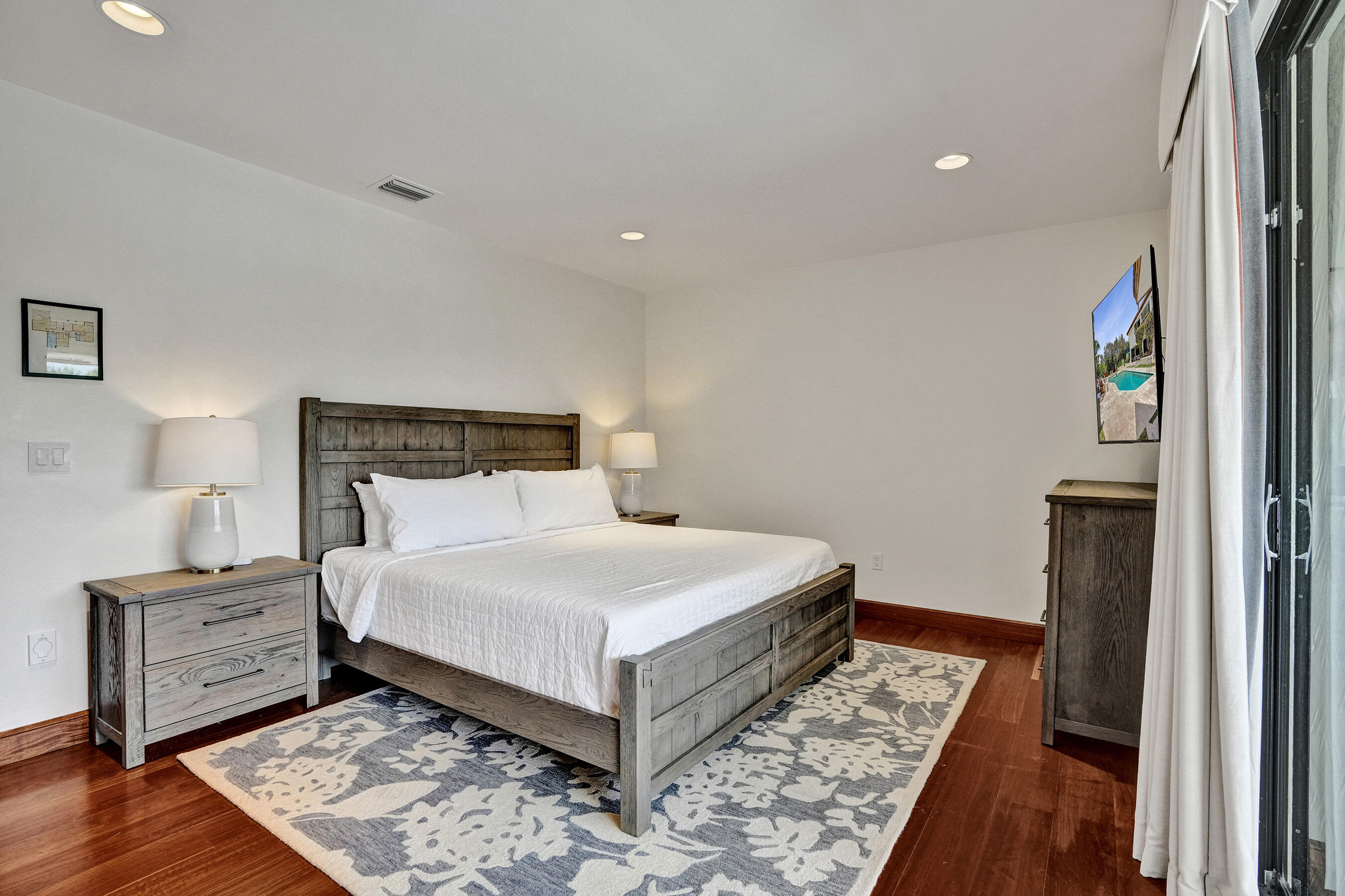 2441 SW 28th Fort Lauderdale, FL 33312