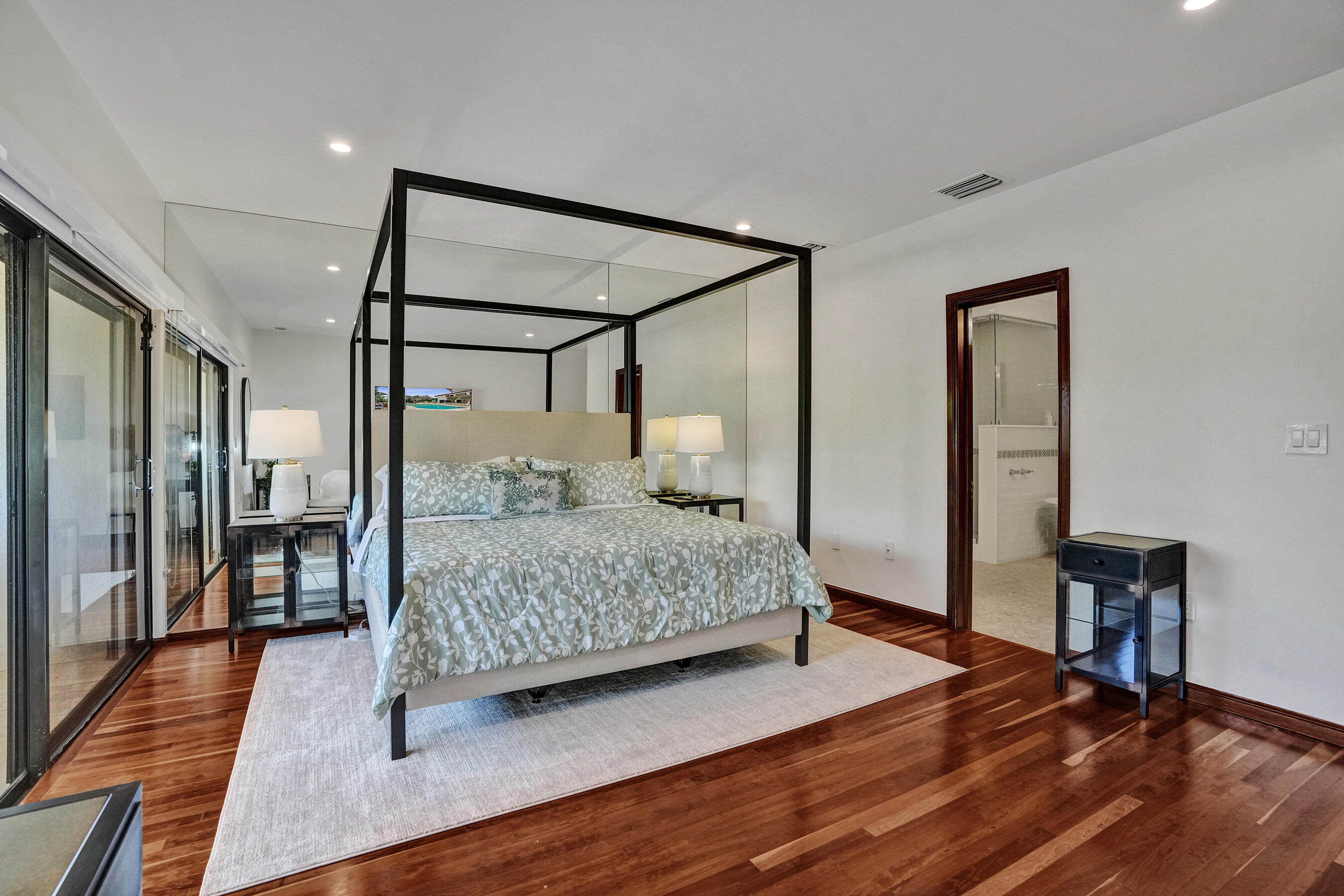 2441 SW 28th Fort Lauderdale, FL 33312