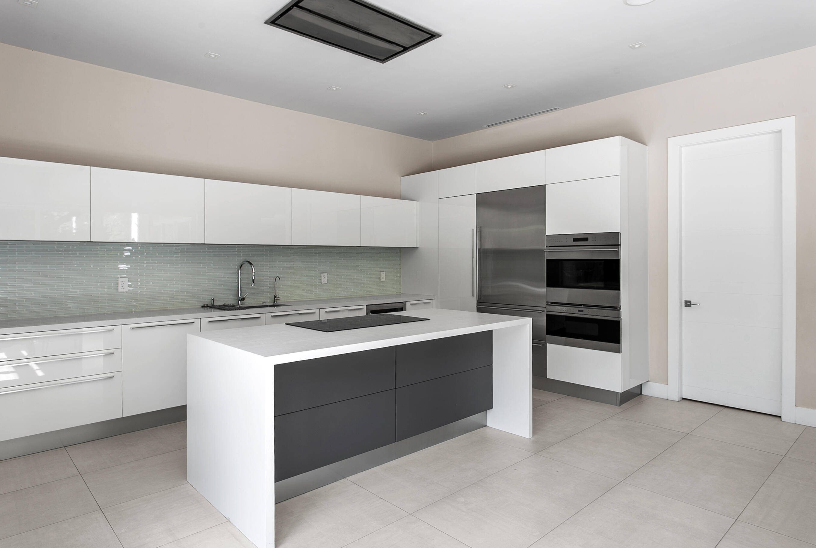 7700 SW 53rd Miami, FL 33143