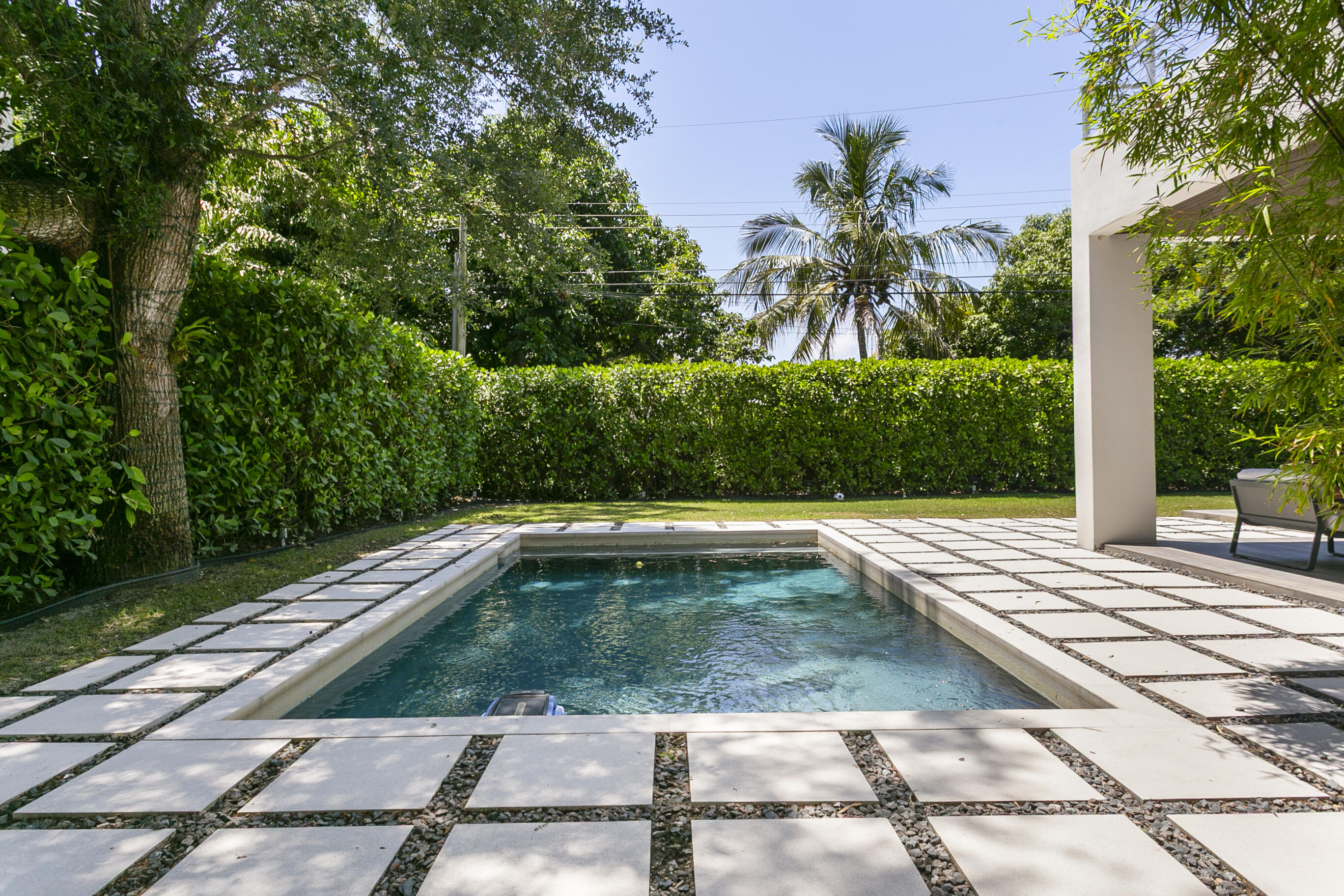 7700 SW 53rd Miami, FL 33143