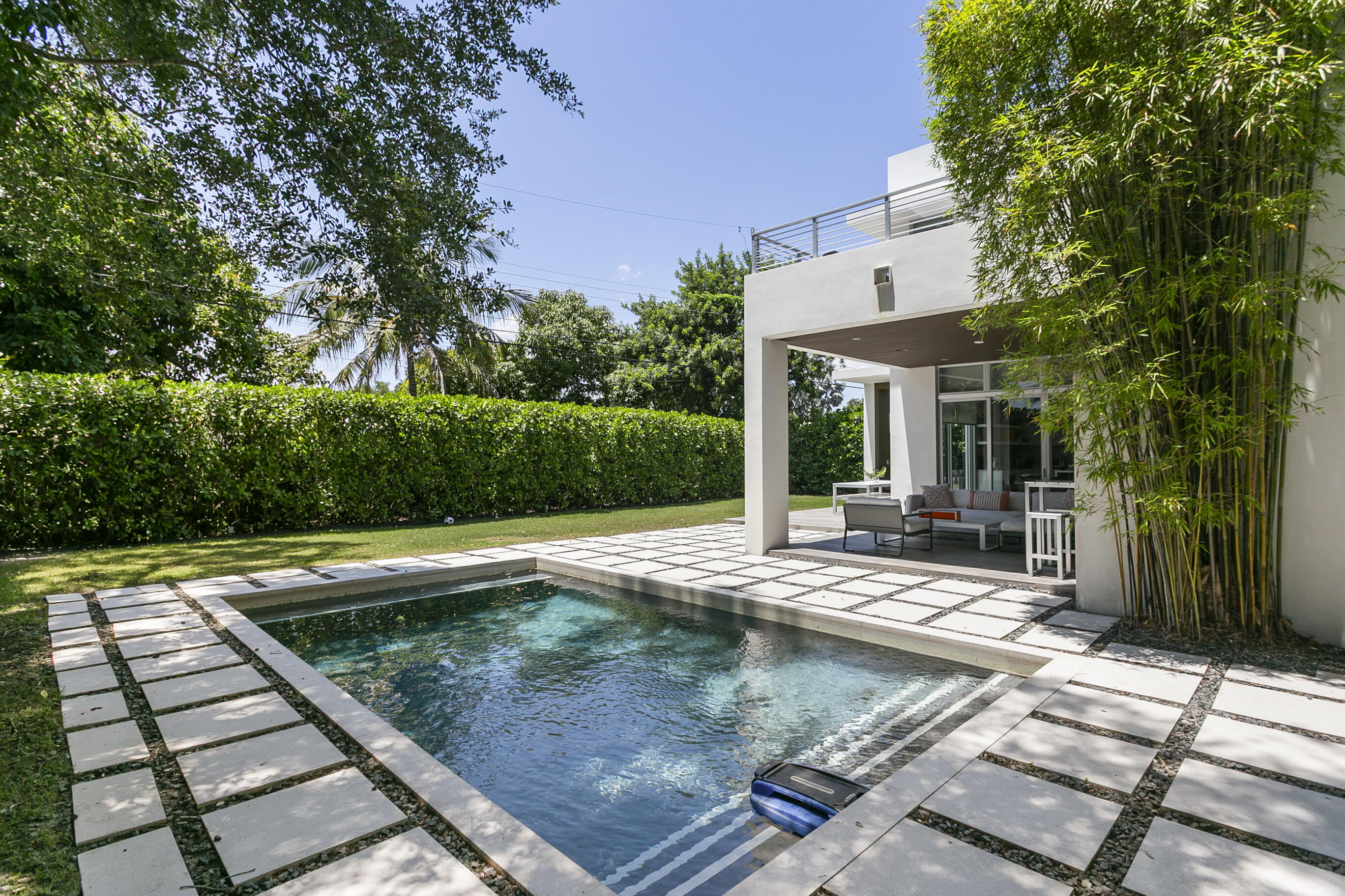7700 SW 53rd Miami, FL 33143