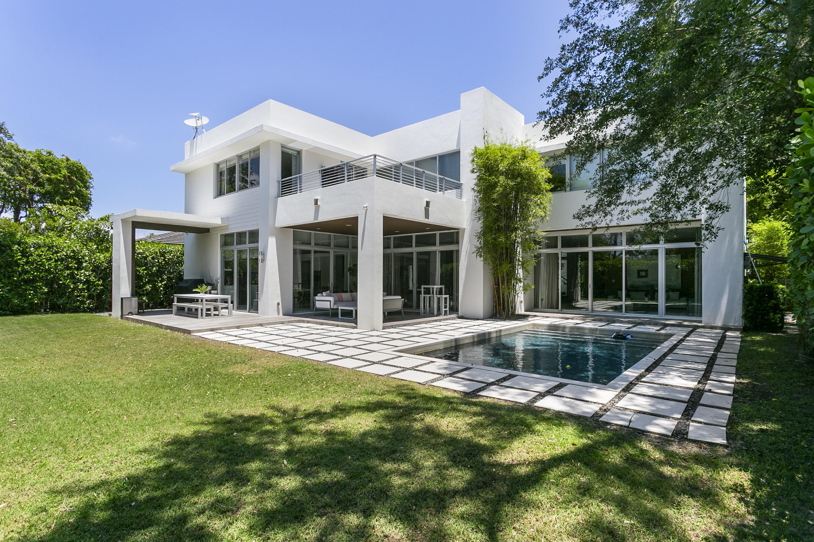 7700 SW 53rd Miami, FL 33143