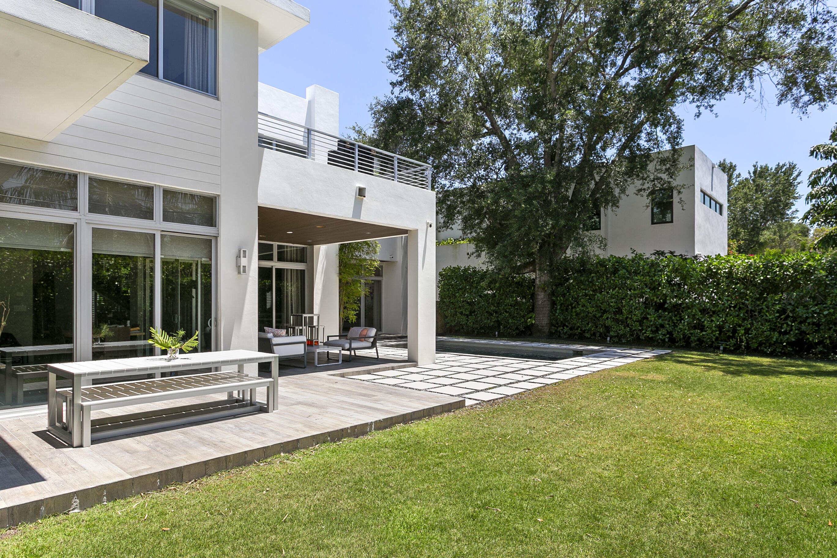7700 SW 53rd Miami, FL 33143