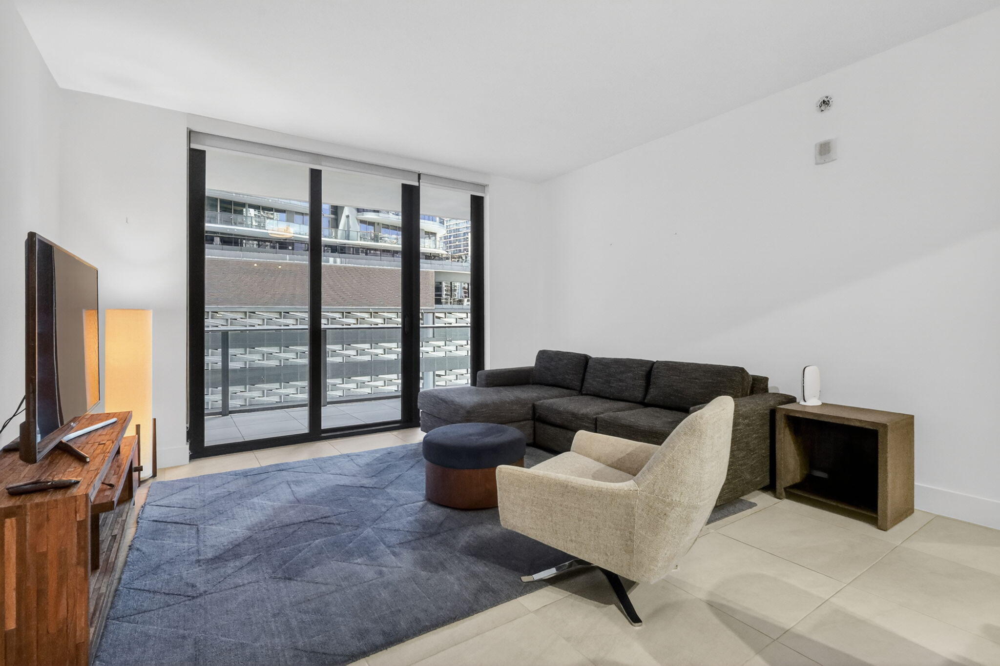 1010 Brickell #1607 Miami, FL 33131