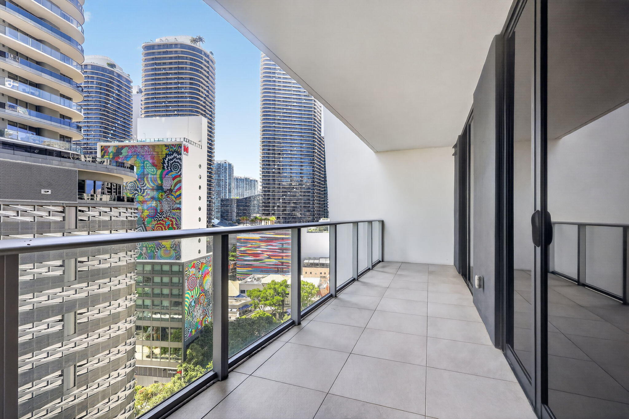 1010 Brickell #1607 Miami, FL 33131