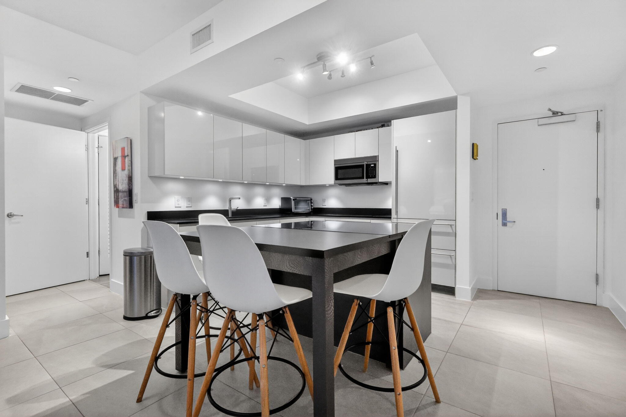 1010 Brickell #1607 Miami, FL 33131