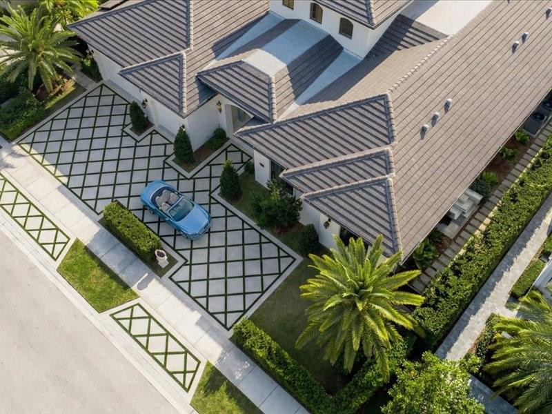 4013 Country Clb Fort Lauderdale, FL 33308