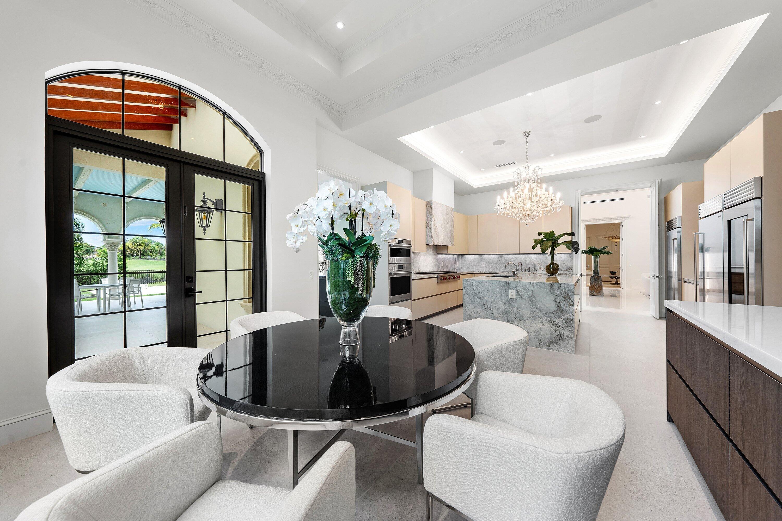 4013 Country Clb Fort Lauderdale, FL 33308