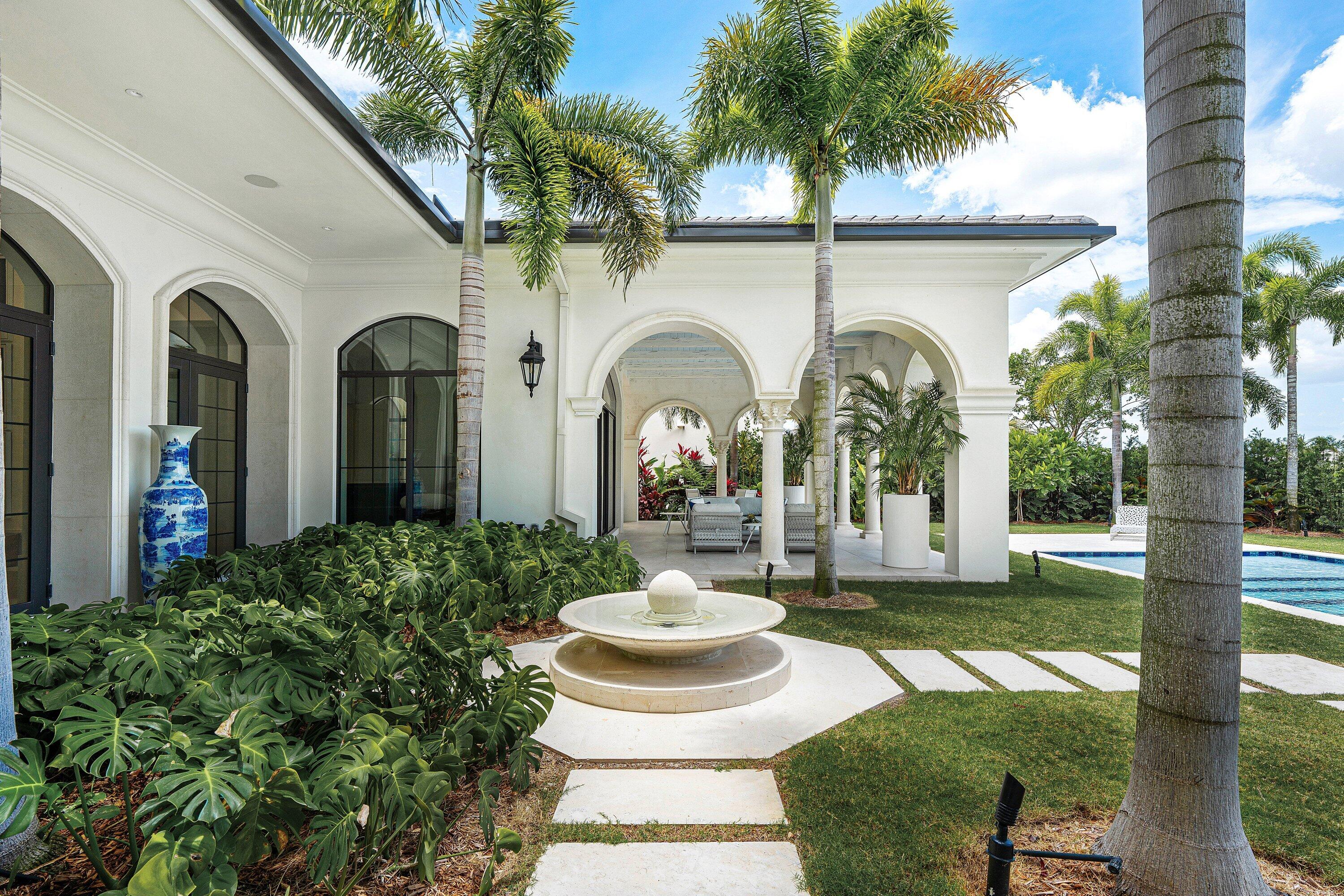 4013 Country Clb Fort Lauderdale, FL 33308
