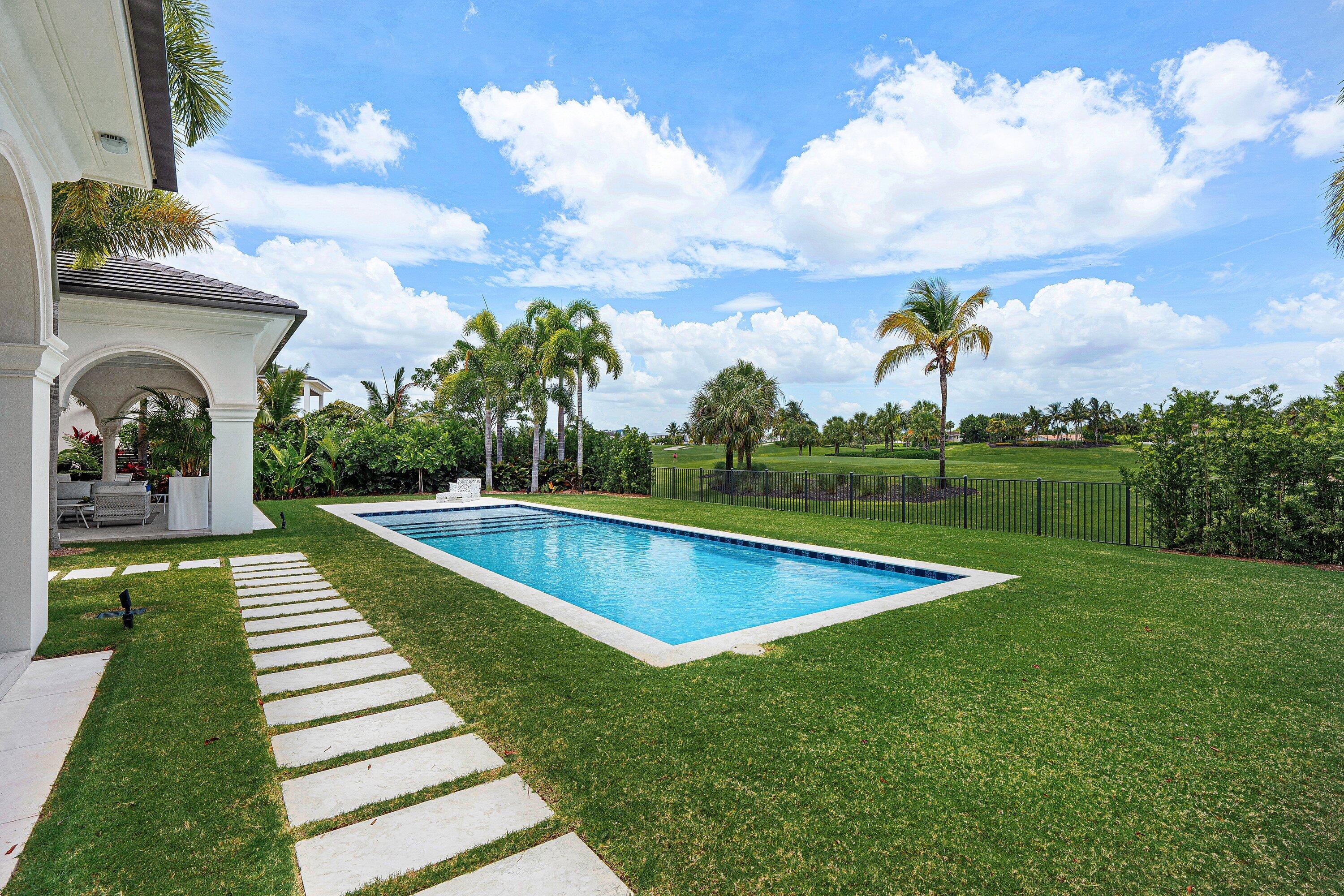 4013 Country Clb Fort Lauderdale, FL 33308