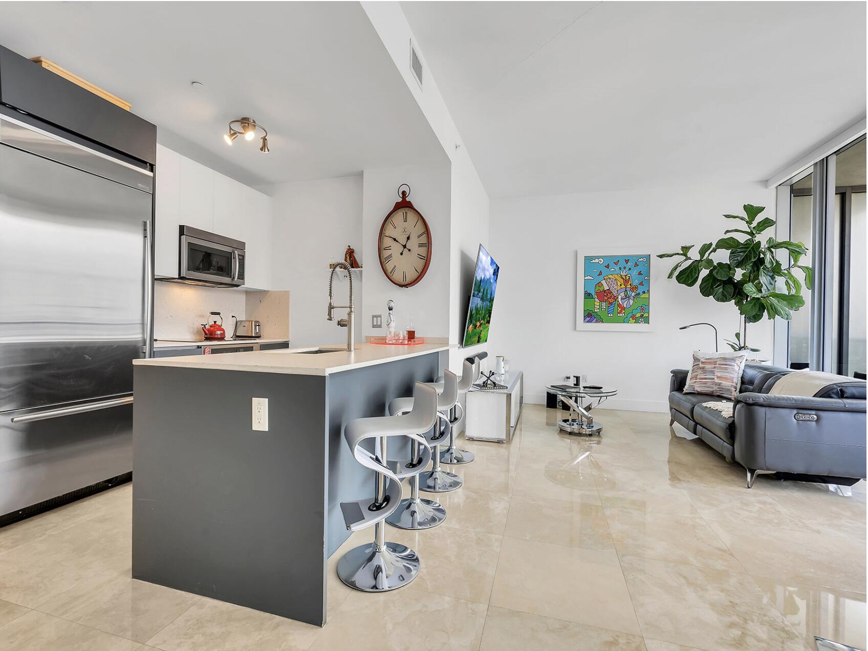 image Brickell House2