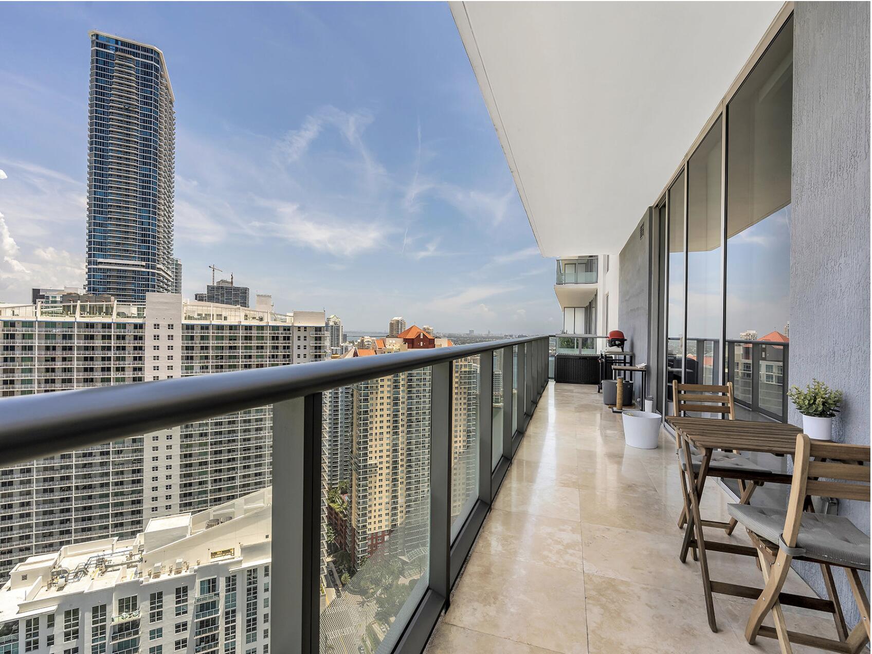 image Brickell House7
