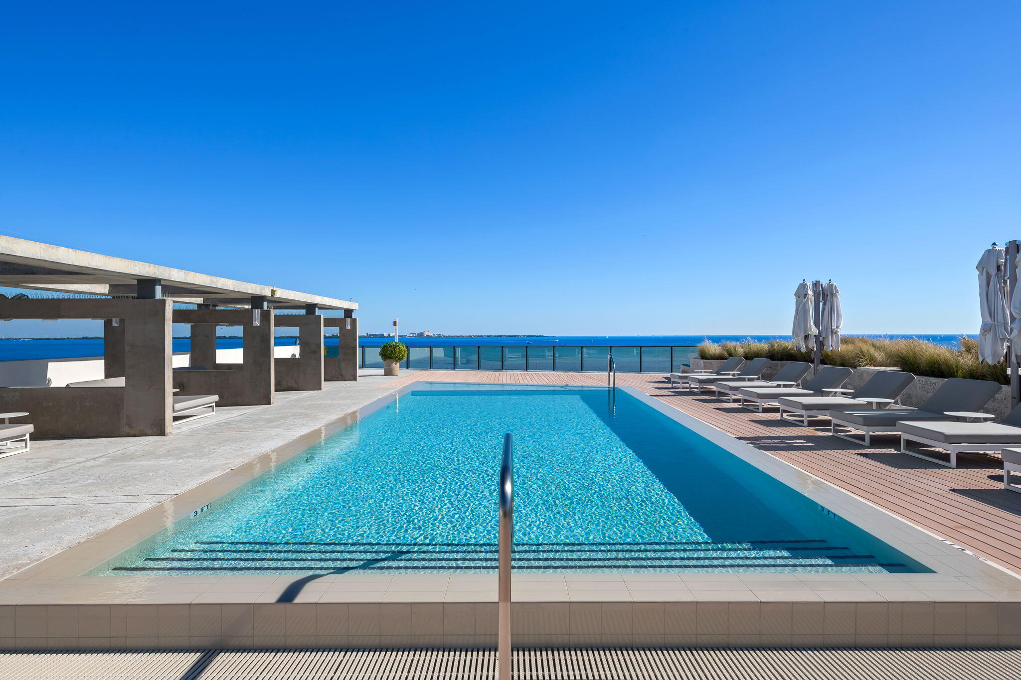 3581 E Glencoe #408 Miami, FL 33133