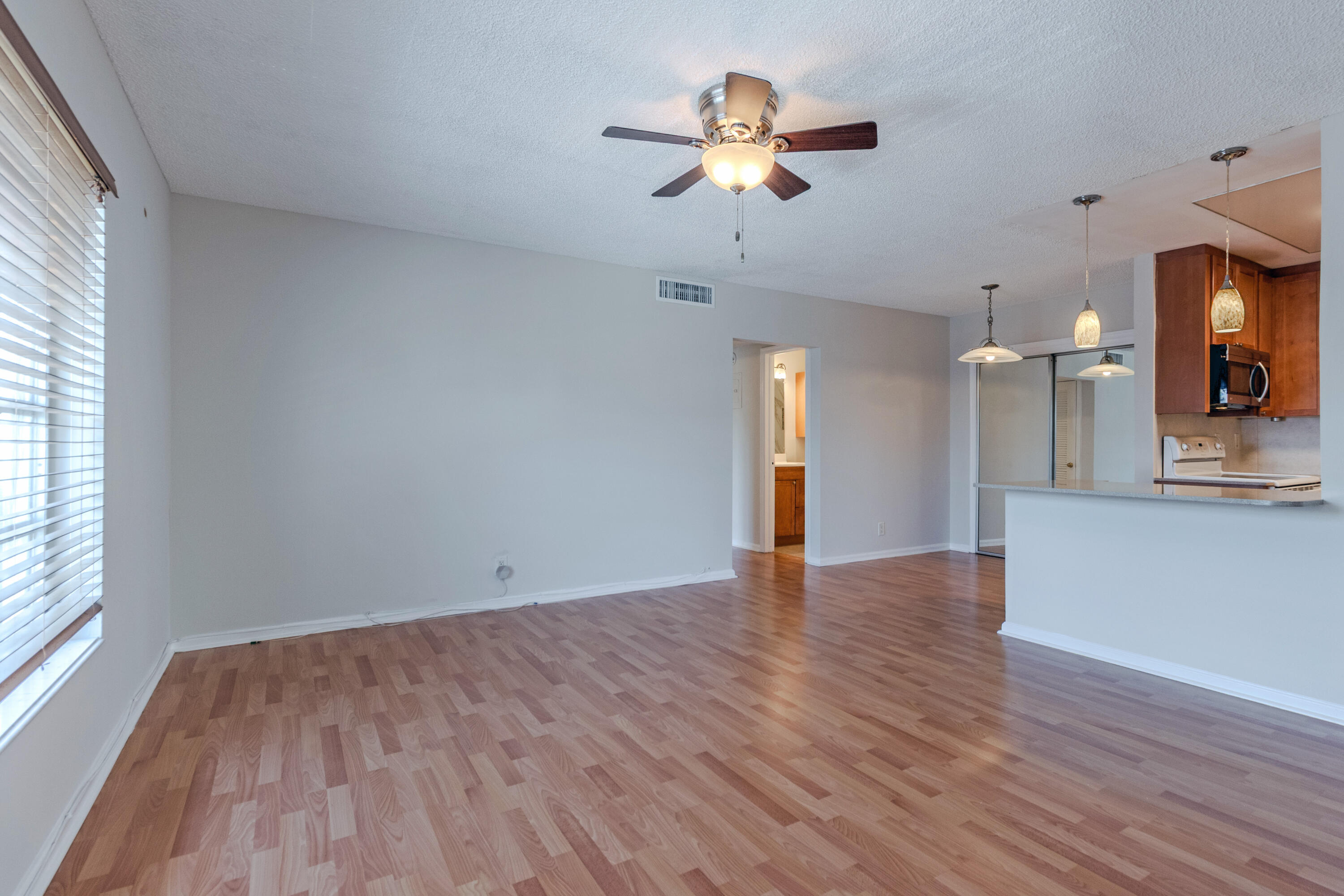 2161 NE 68th #332