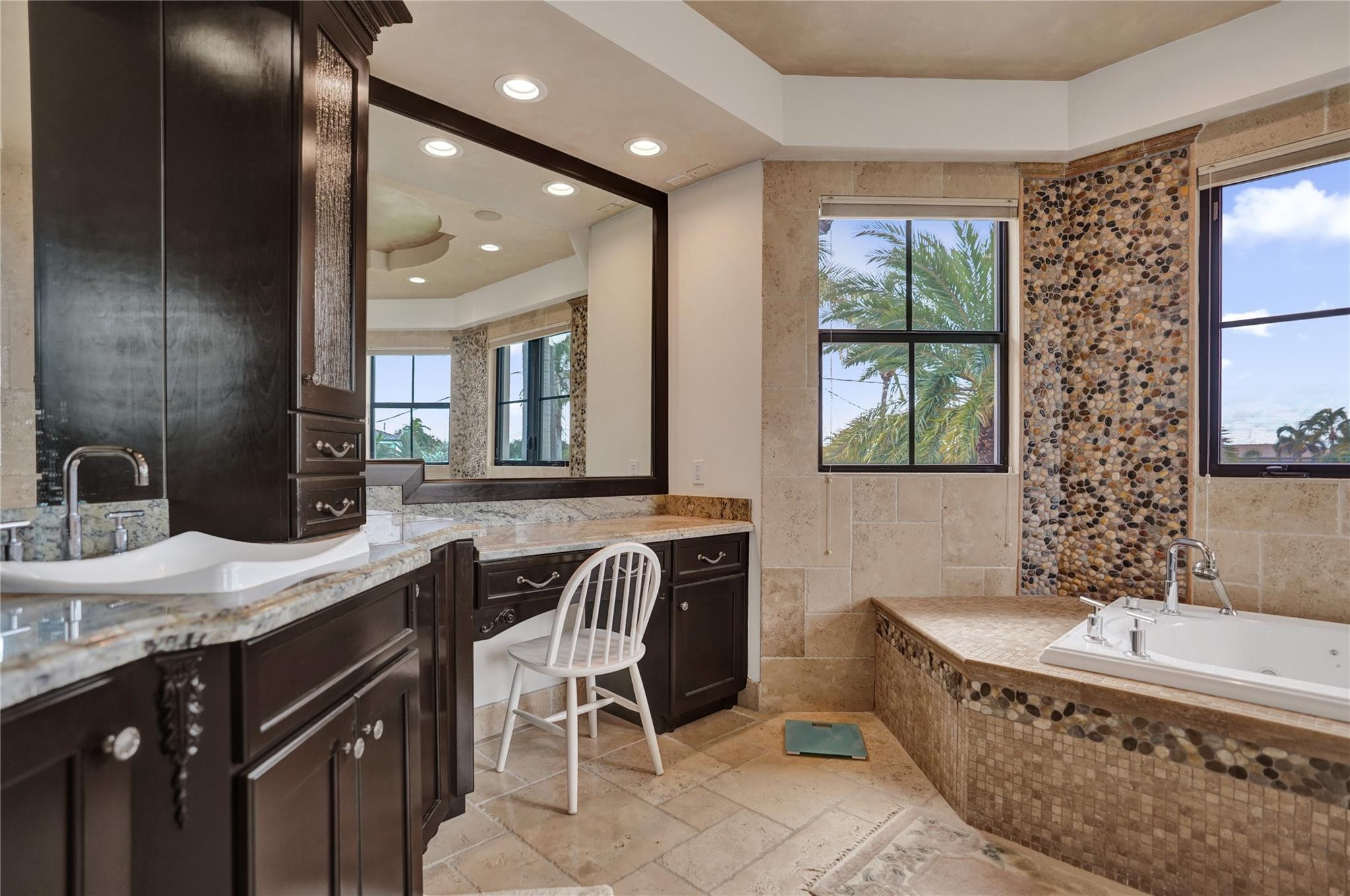4930 NE 27th Lighthouse Point, FL 33064
