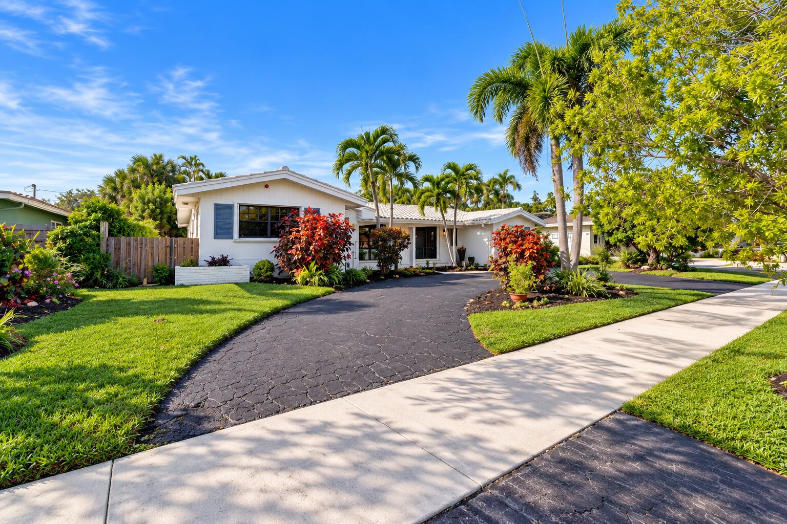 2050 NE 59th Pl Fort Lauderdale, FL 33308