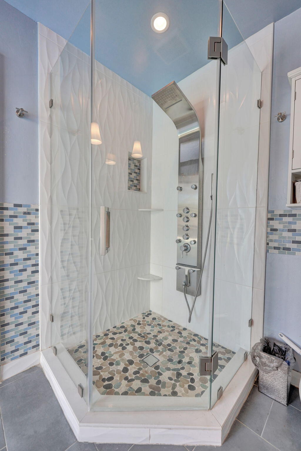2050 NE 59th Pl Fort Lauderdale, FL 33308