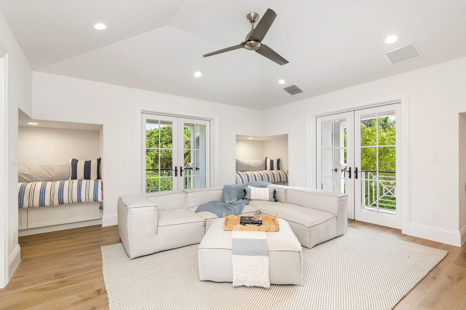 12317 Banyan Rd North Palm Beach, FL 33408