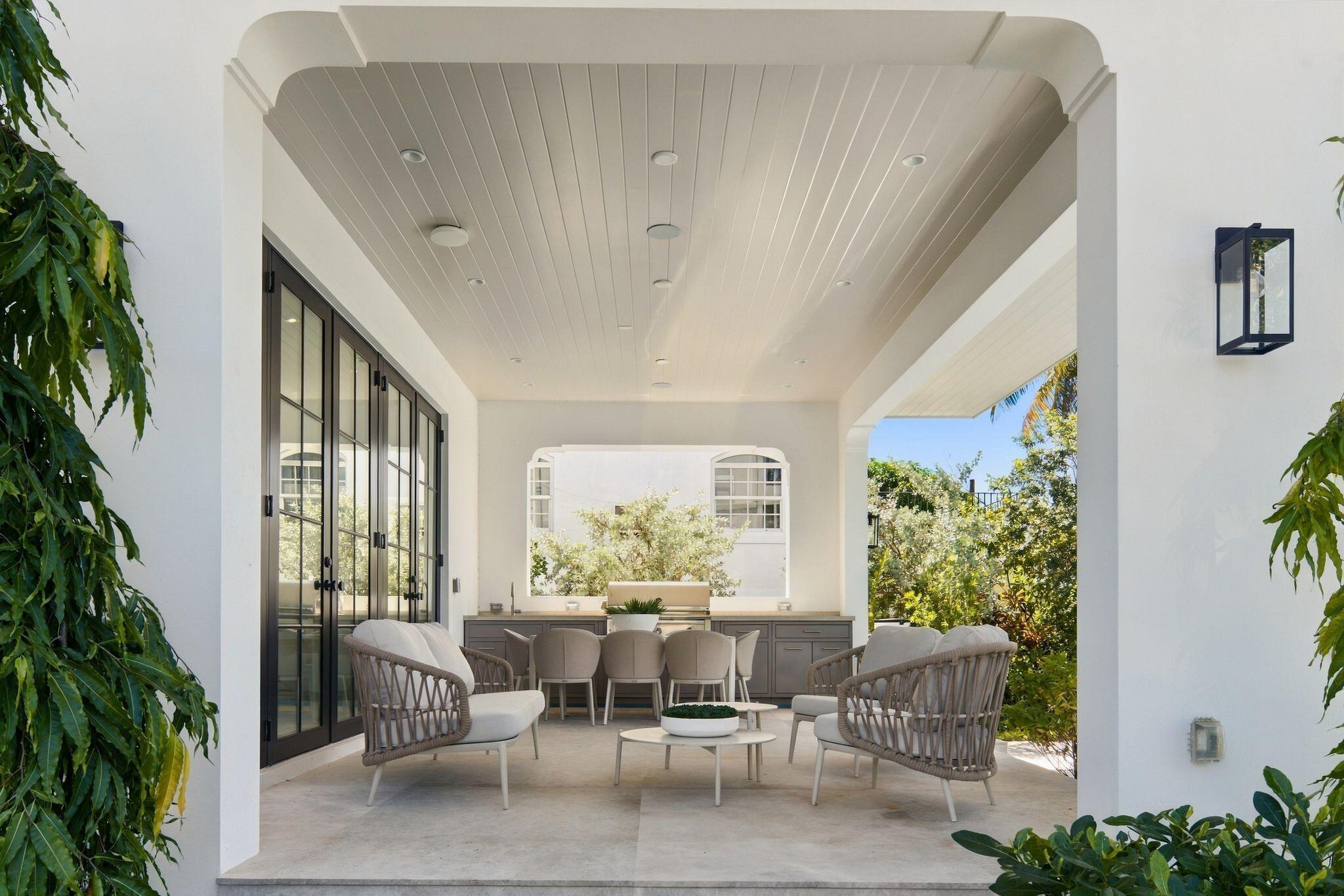 5262 La Gorce Dr Miami Beach, FL 33140