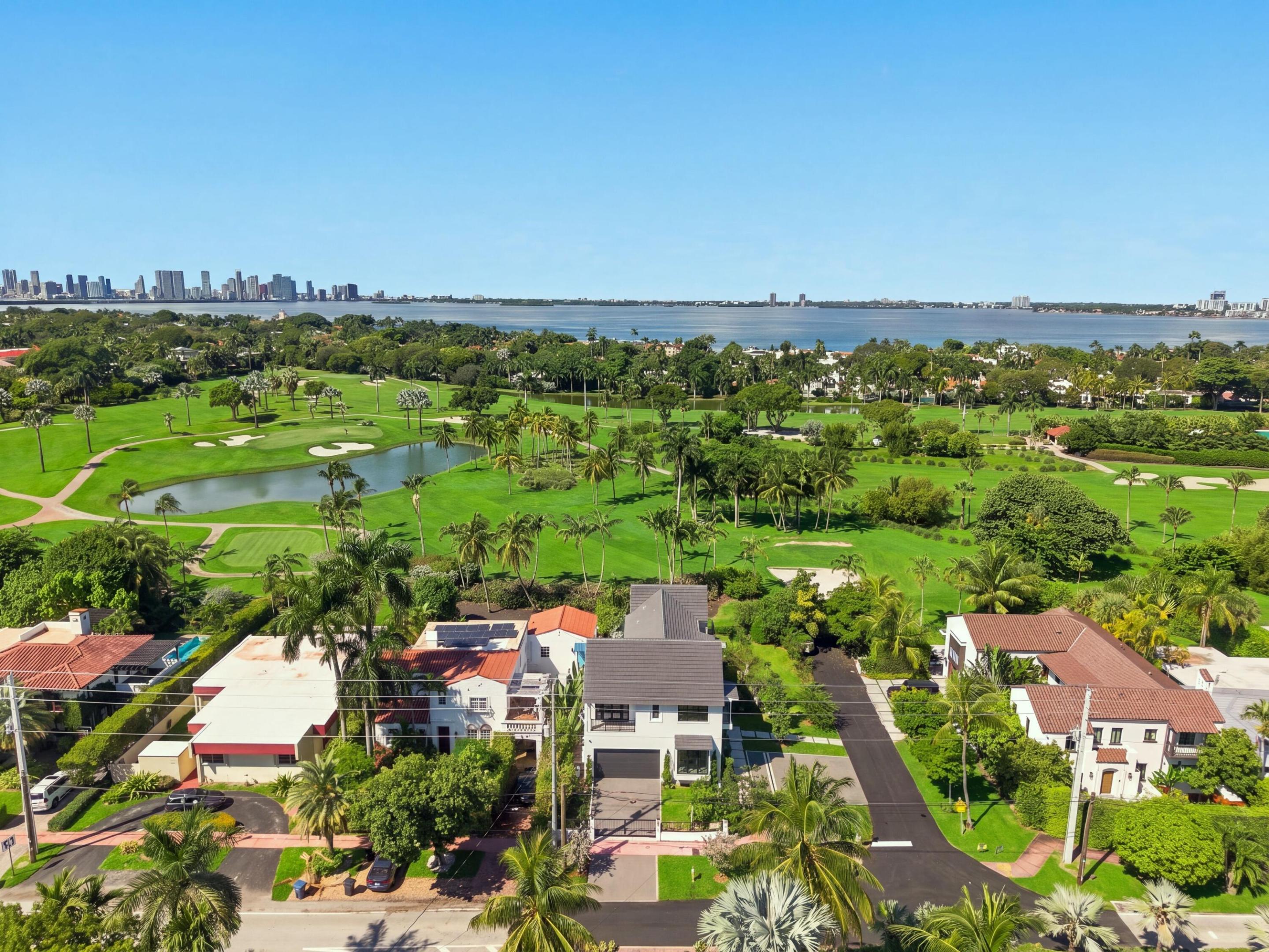 5262 La Gorce Dr Miami Beach, FL 33140