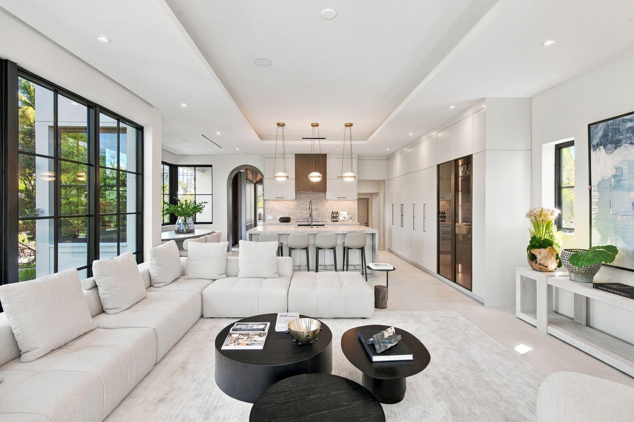 5262 La Gorce Dr Miami Beach, FL 33140