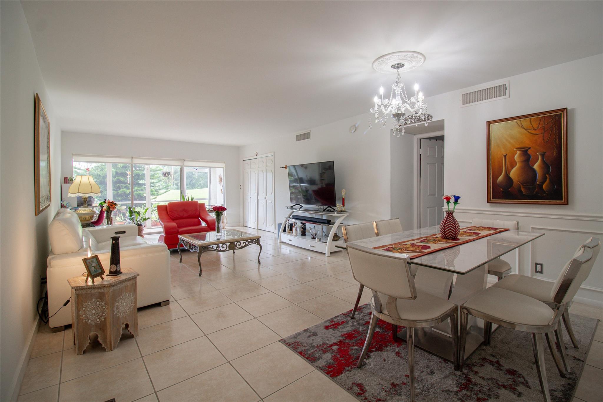 3150 N Palm Aire Dr #103