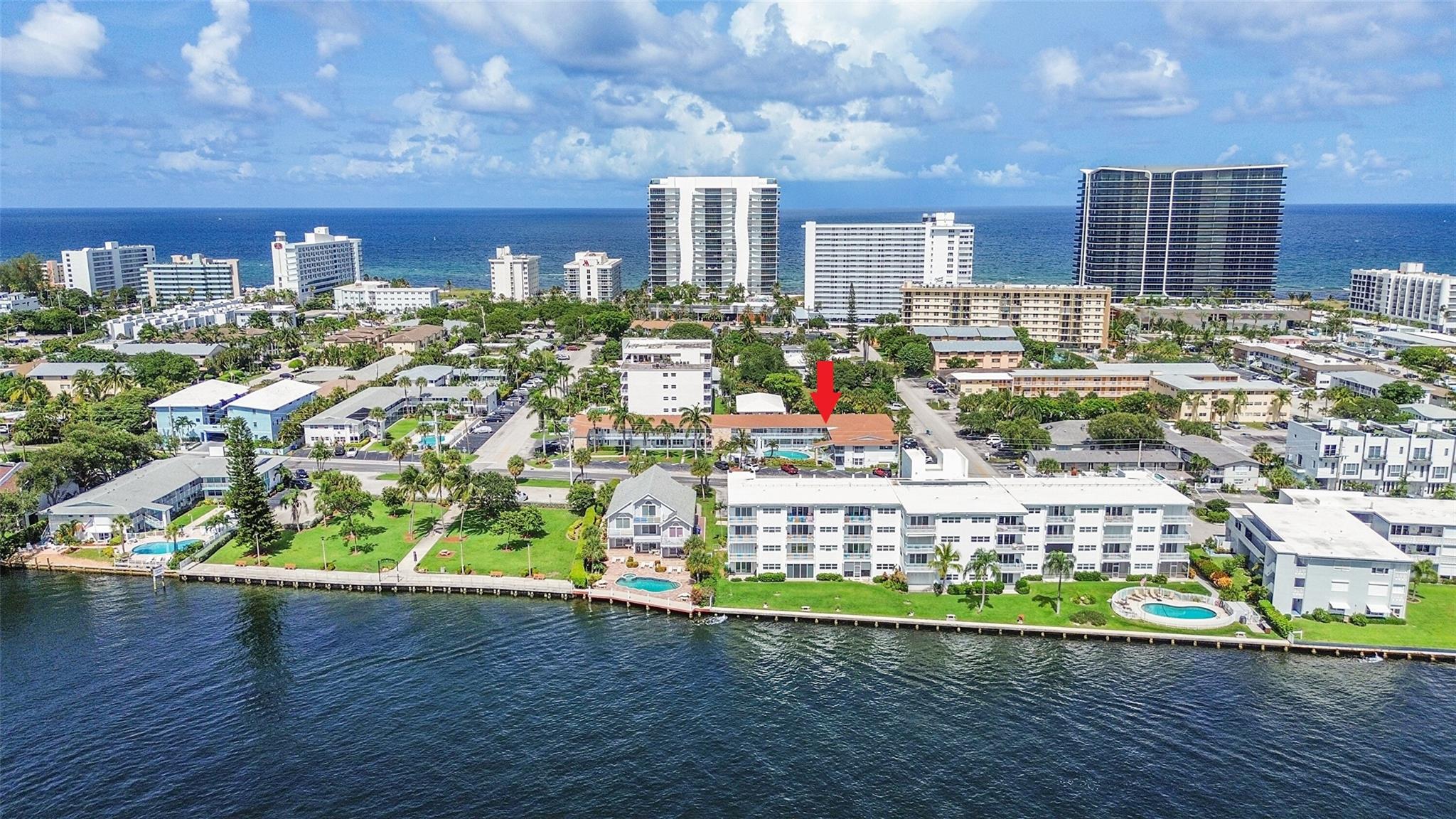 1110 N Riverside Dr #27