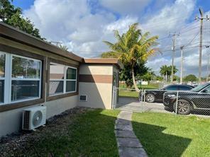 5201 SW 28th Ter