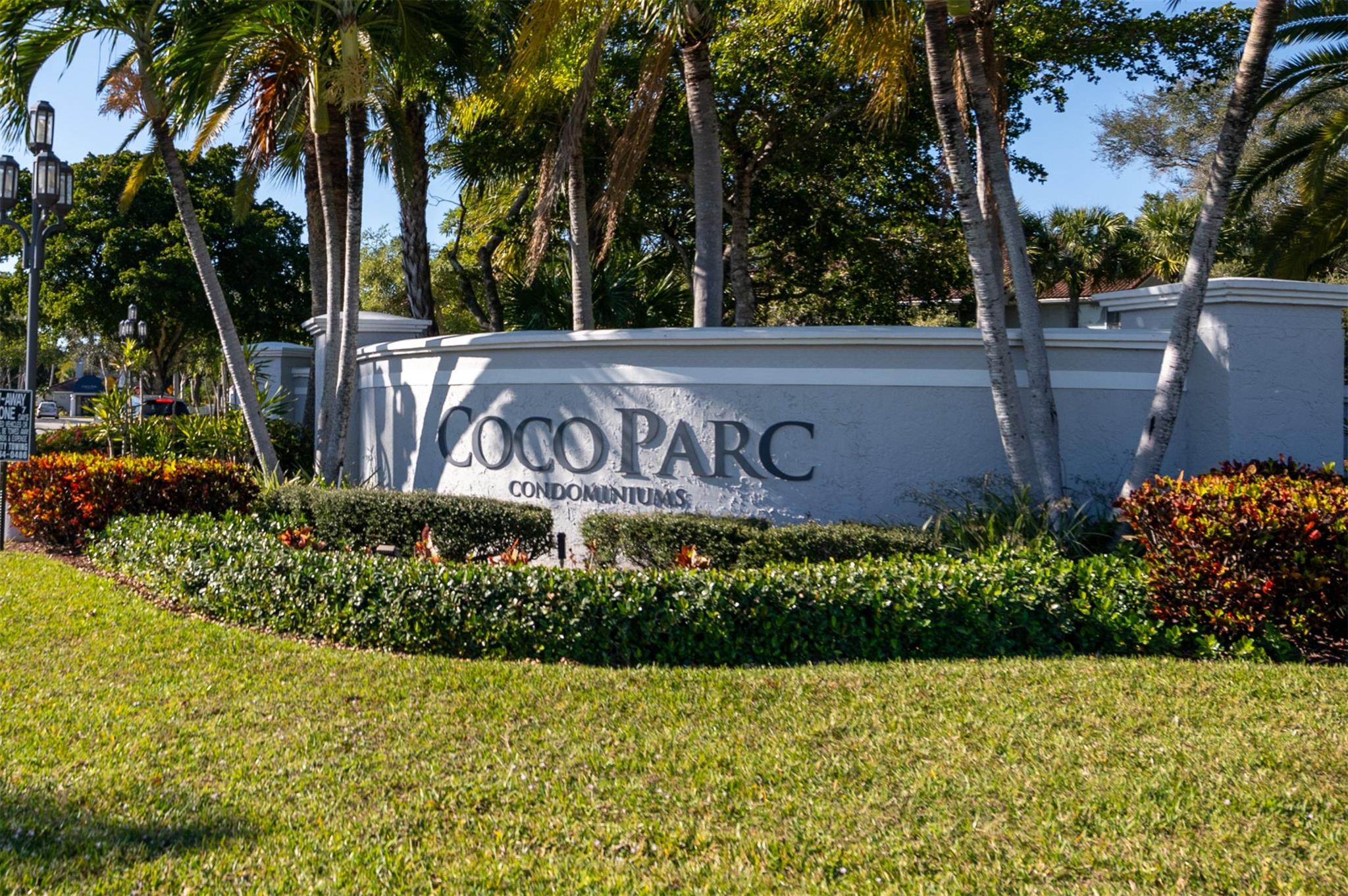 821 Lyons Rd #21-204