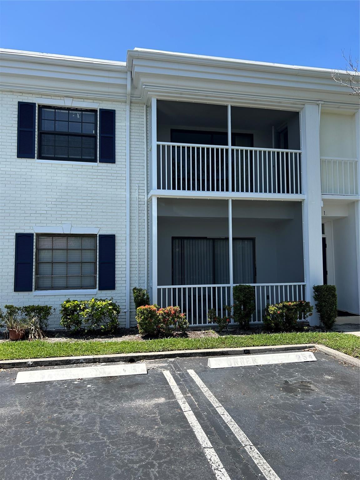 180 Cypress Clb Dr #814