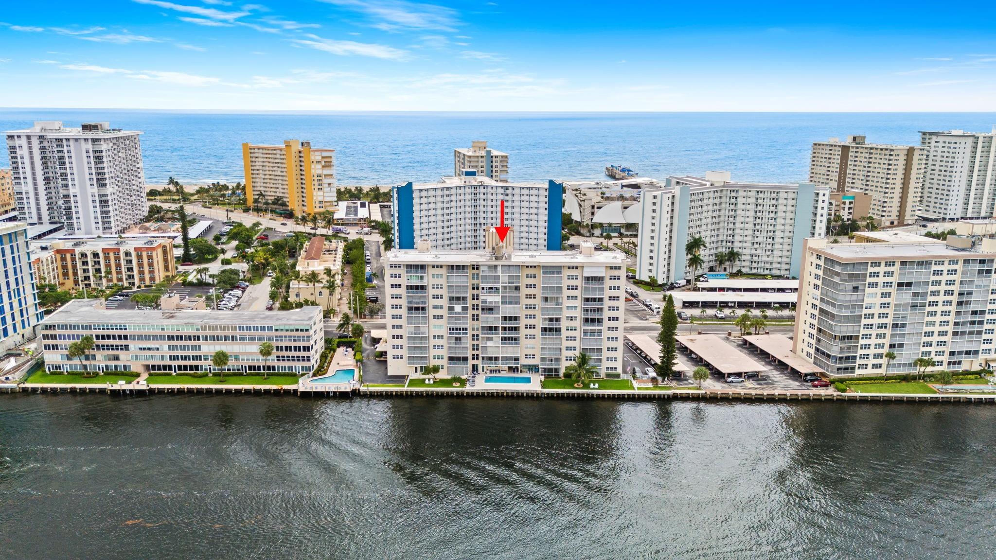 303 N Riverside Dr #906