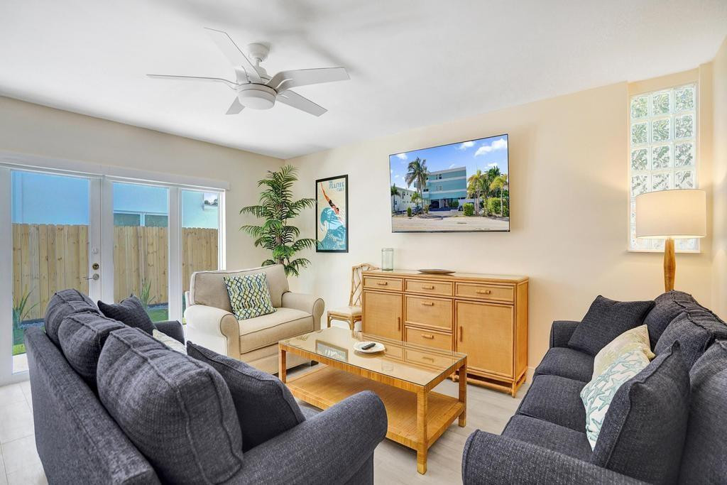 4549 N Ocean Dr #1 Lauderdale By The Sea, FL 33308