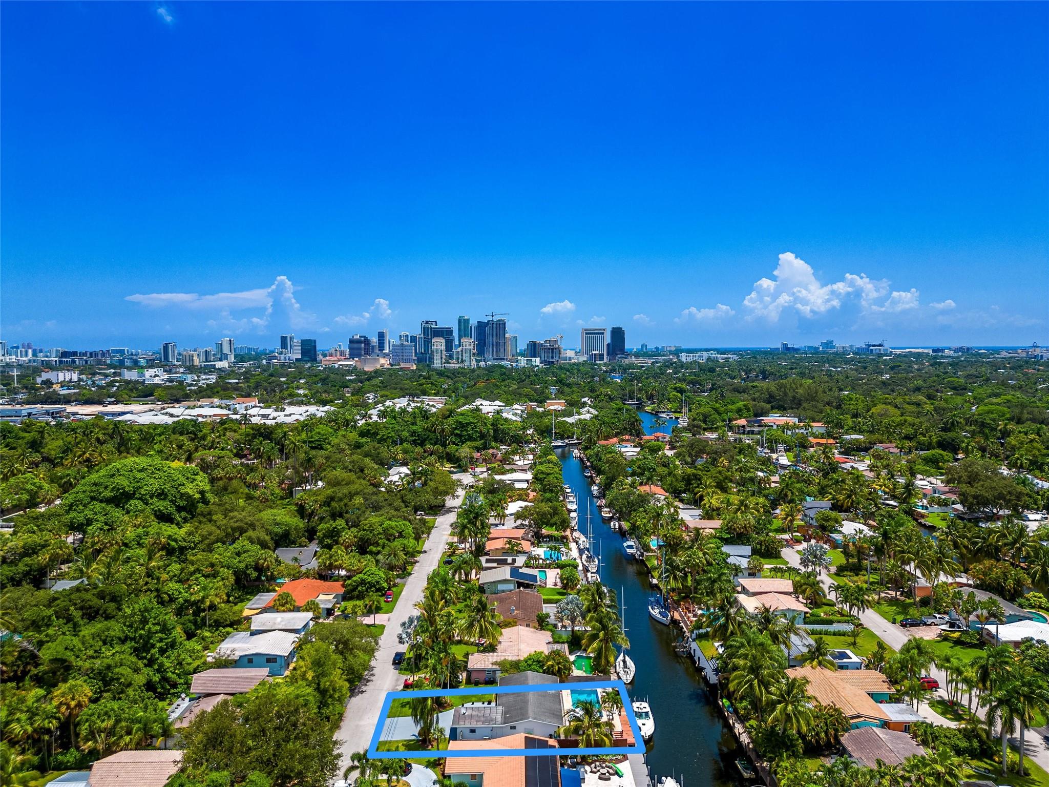 1704 SW 4th Ct Fort Lauderdale, FL 33312