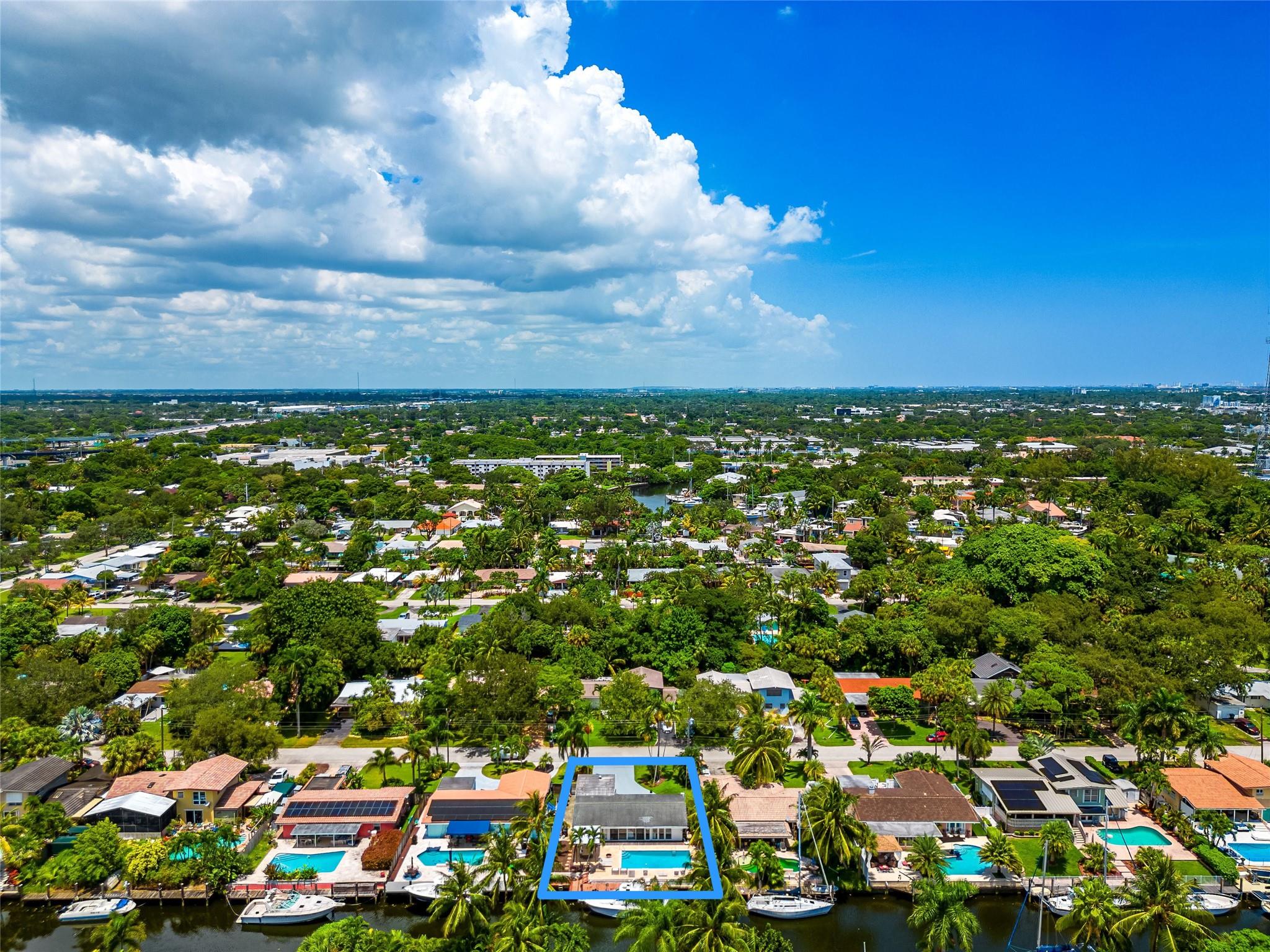 1704 SW 4th Ct Fort Lauderdale, FL 33312