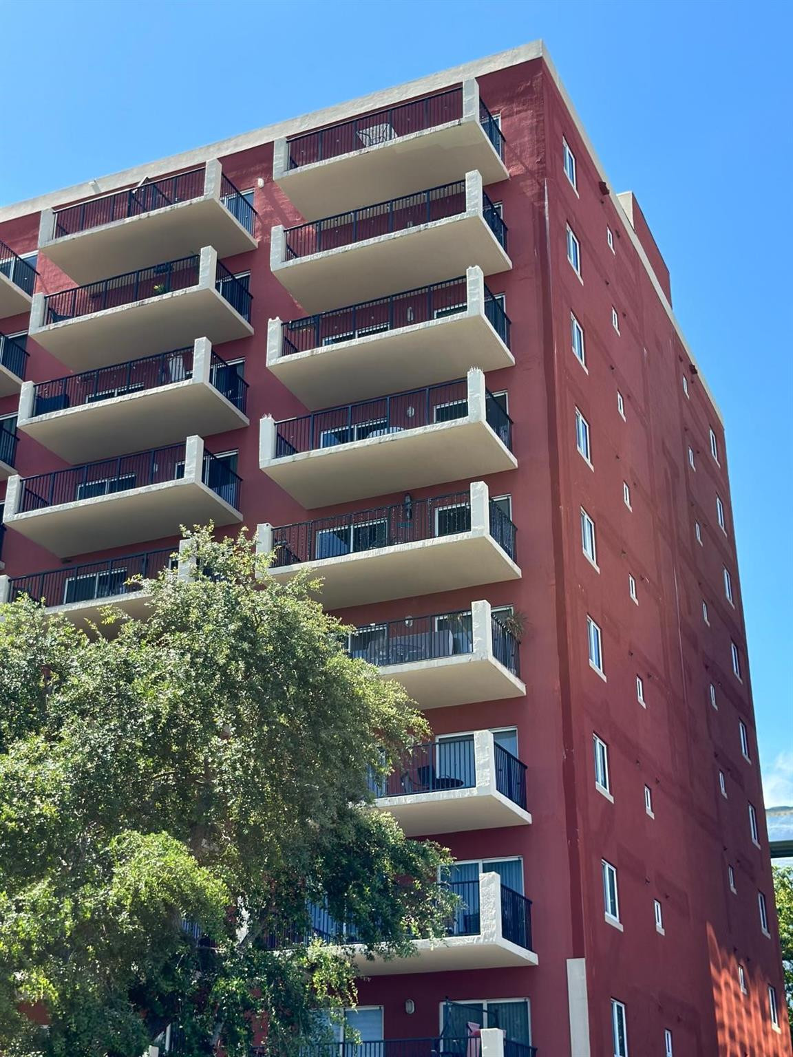 3410 Coral Way #804 Miami, FL 33145