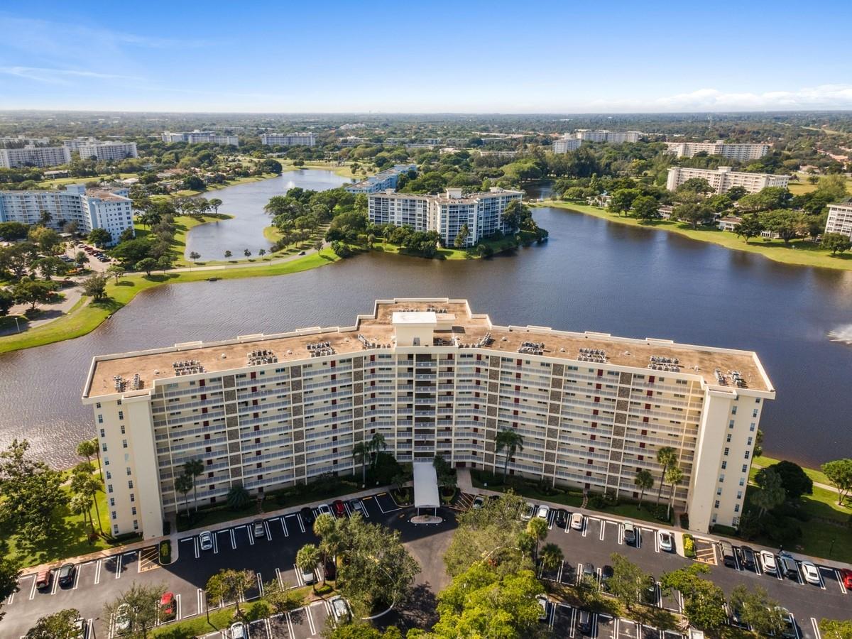 3095 N Course Dr #412