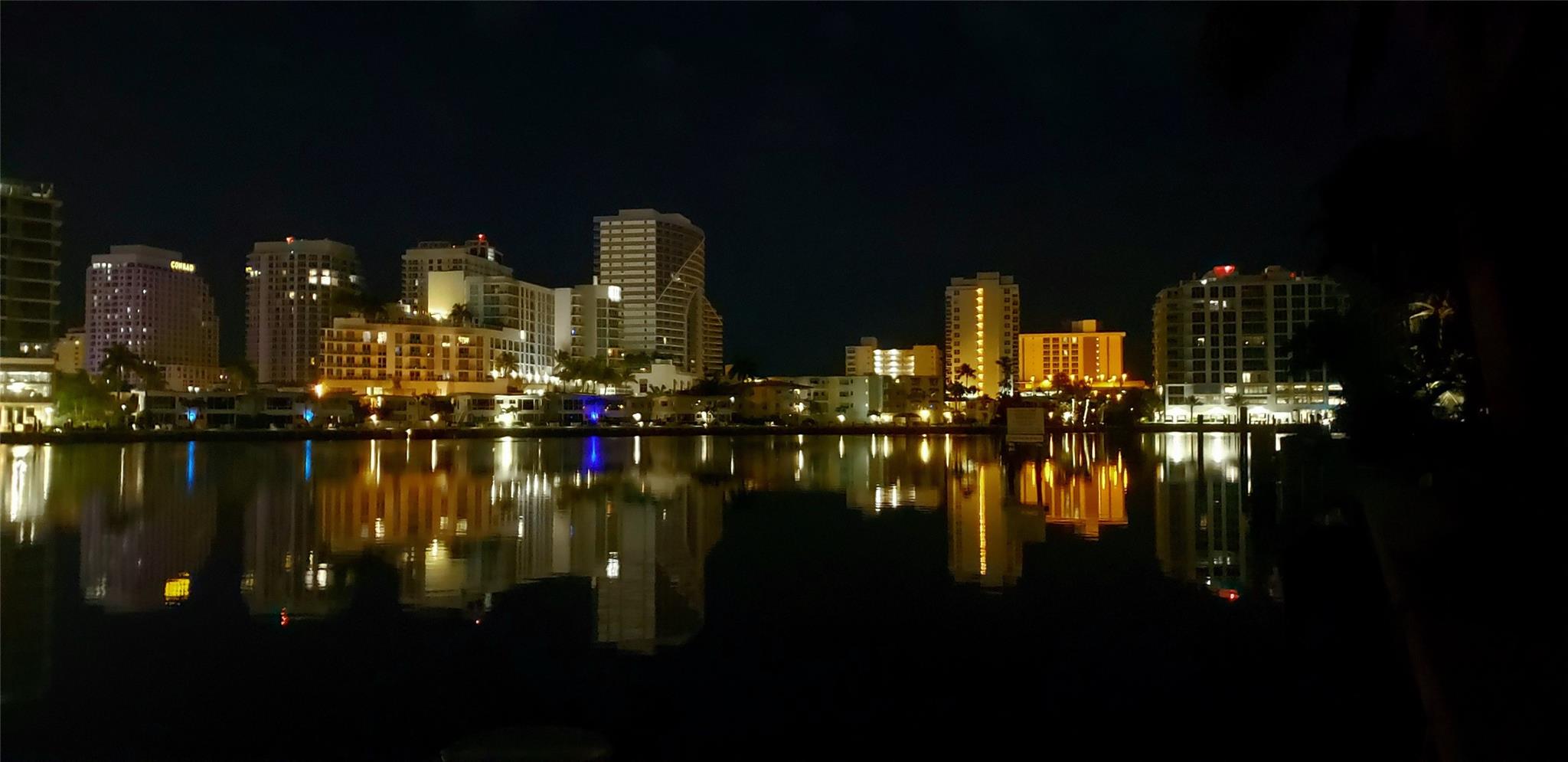 2617 Aqua Vis Blvd Fort Lauderdale, FL 33301