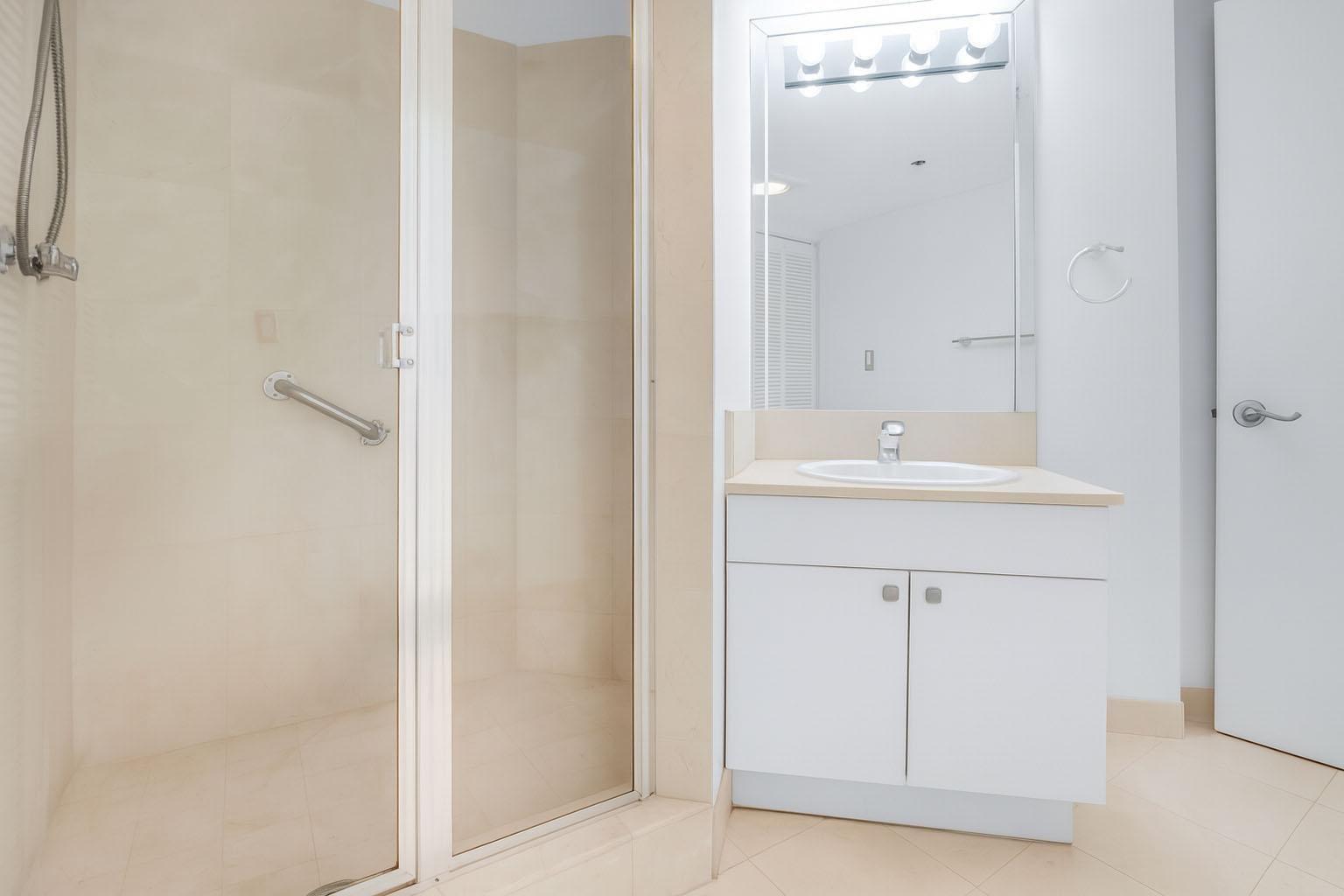 image Ocean 88 Condominium10