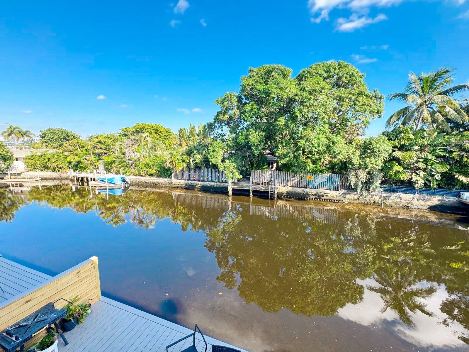 1816 E Oakland Park Blvd #78 Fort Lauderdale, FL 33306