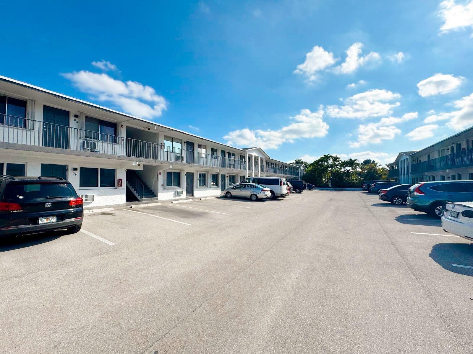 1816 E Oakland Park Blvd #78 Fort Lauderdale, FL 33306