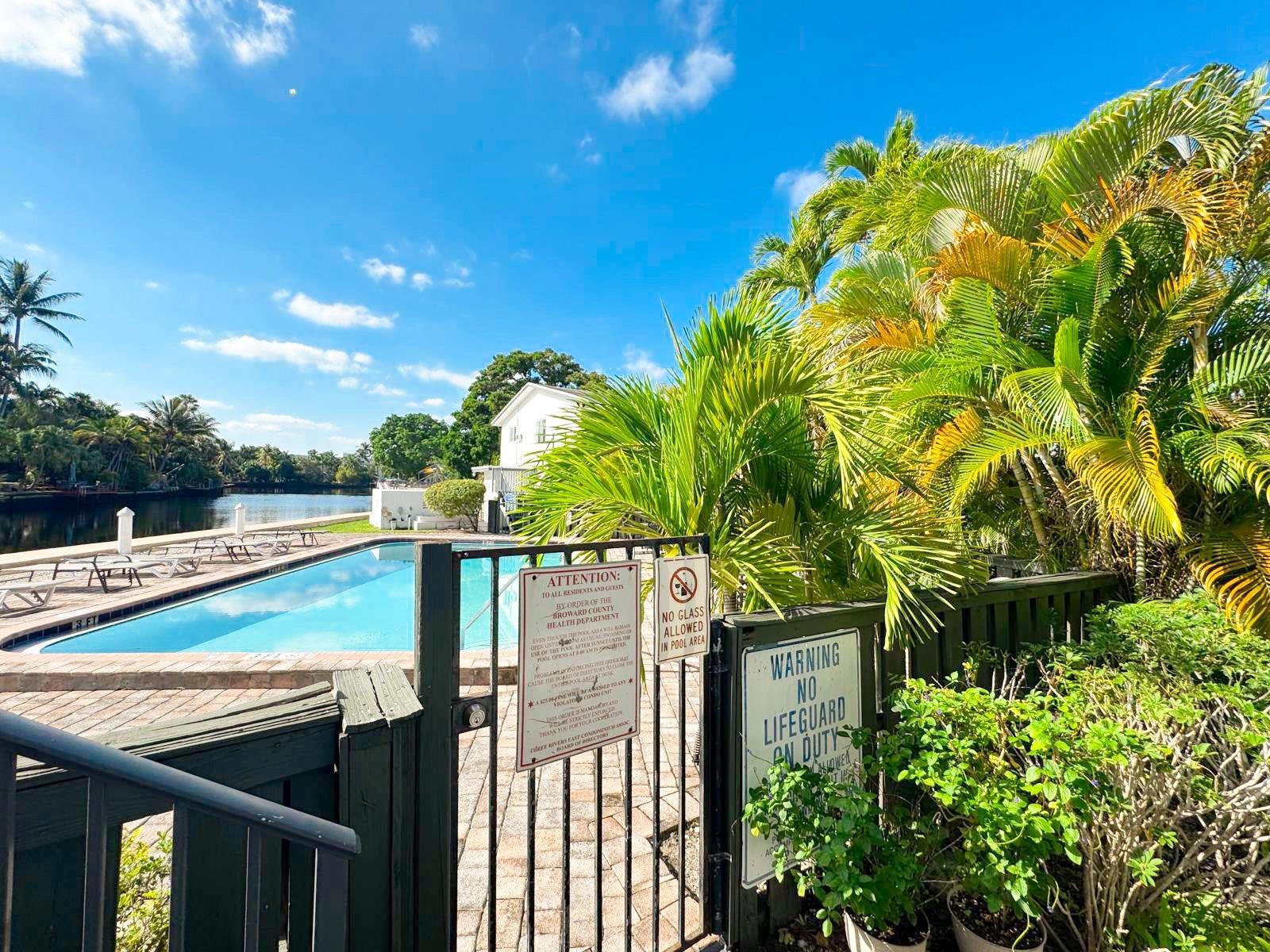 1816 E Oakland Park Blvd #78 Fort Lauderdale, FL 33306