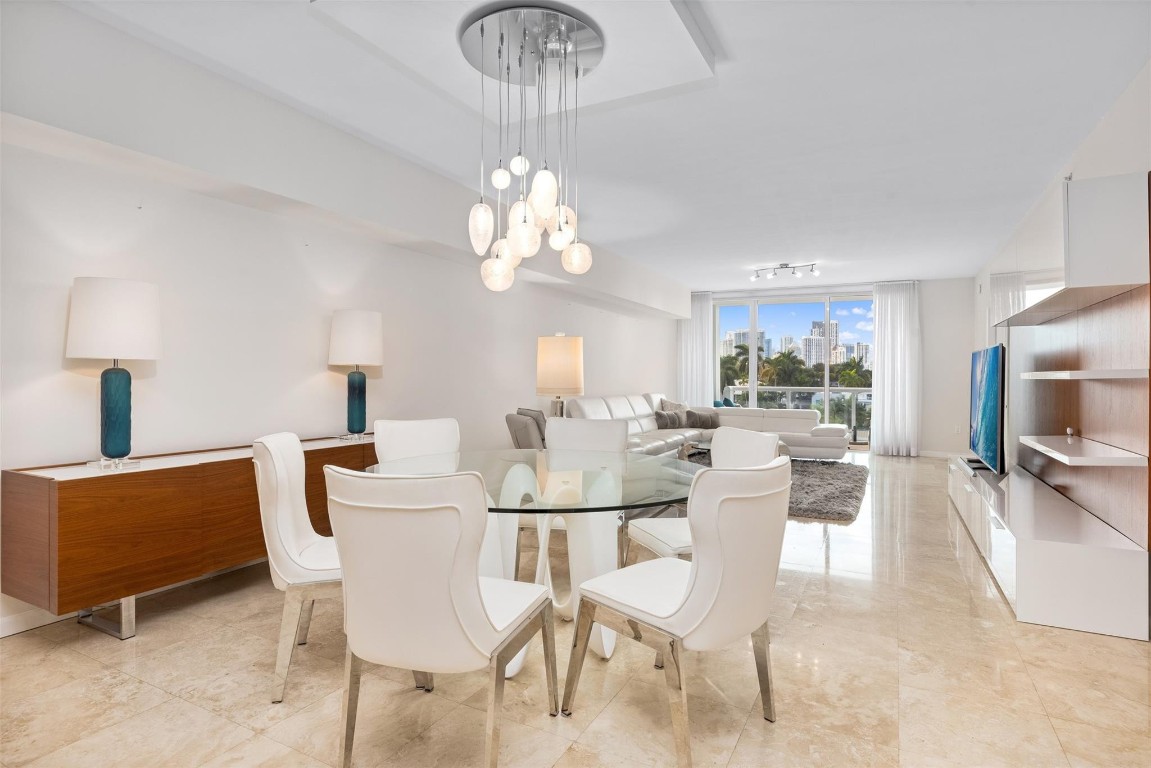 45 Hendricks #403 Fort Lauderdale, FL 33301