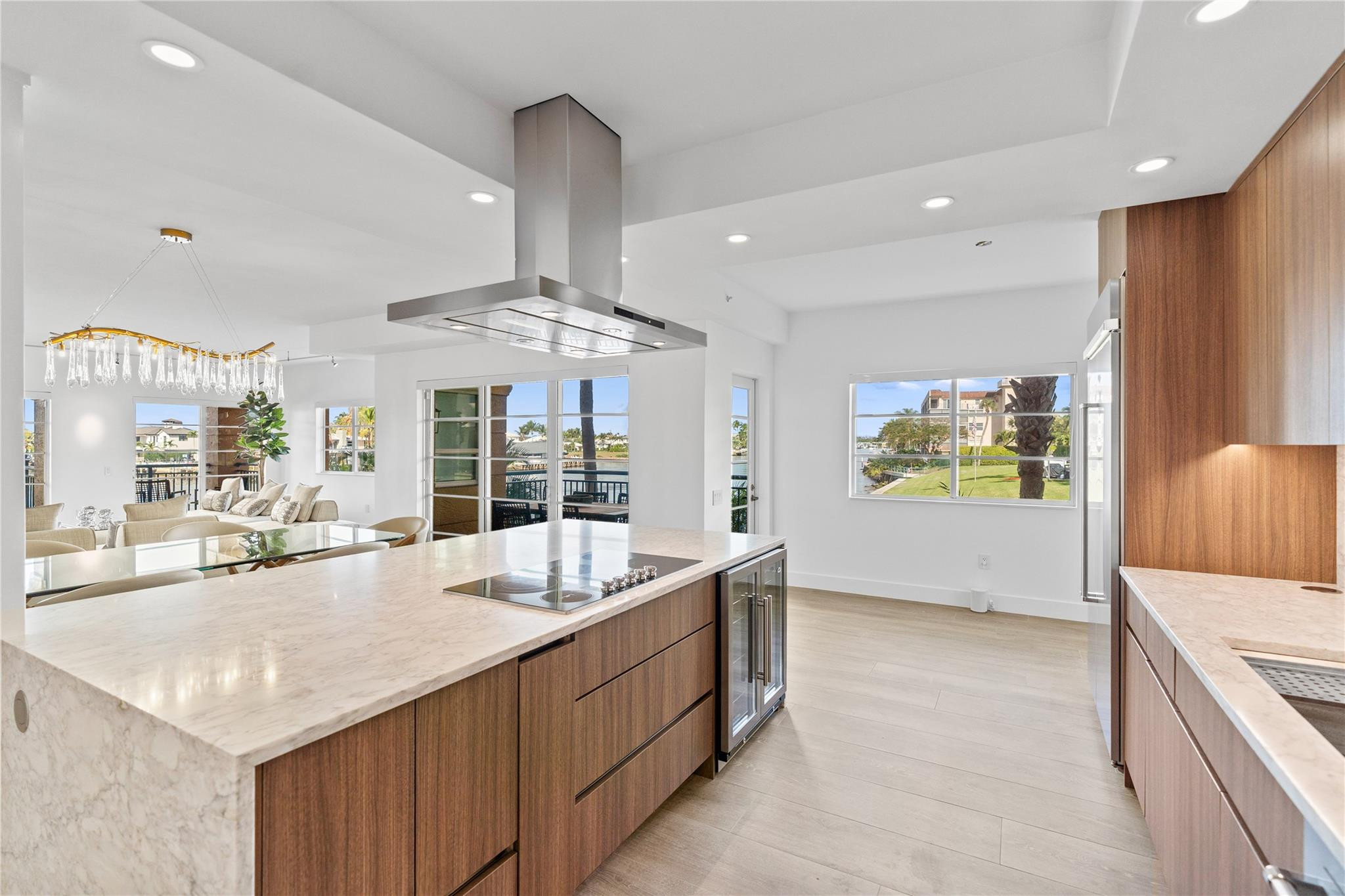 1230 Hillsboro Mile #107 Hillsboro Beach, FL 33062