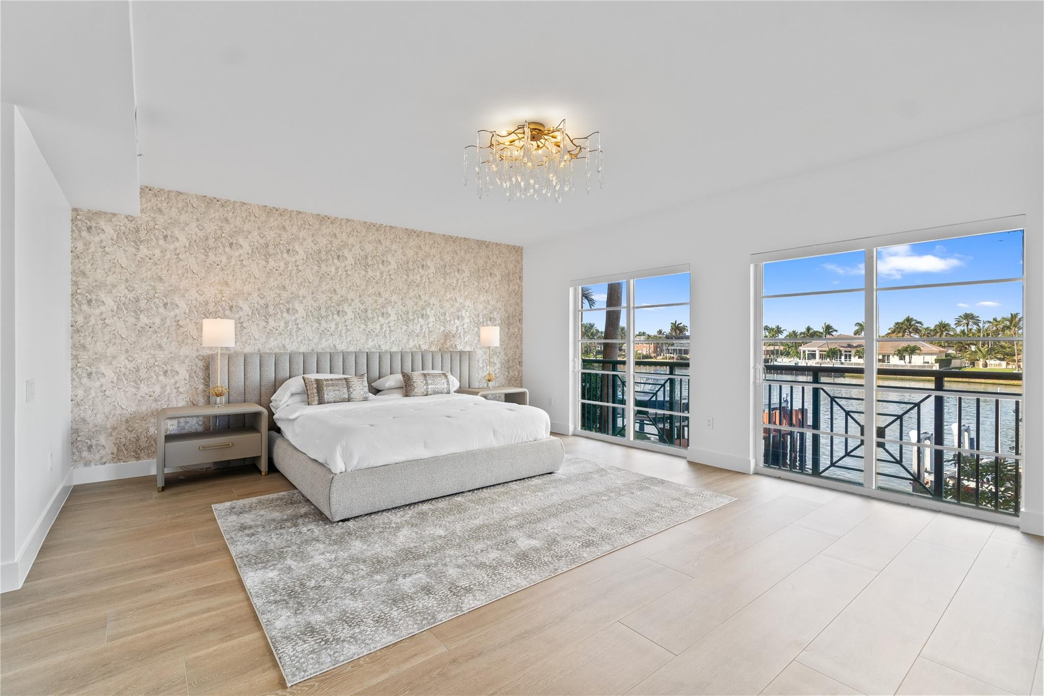 1230 Hillsboro Mile #107 Hillsboro Beach, FL 33062