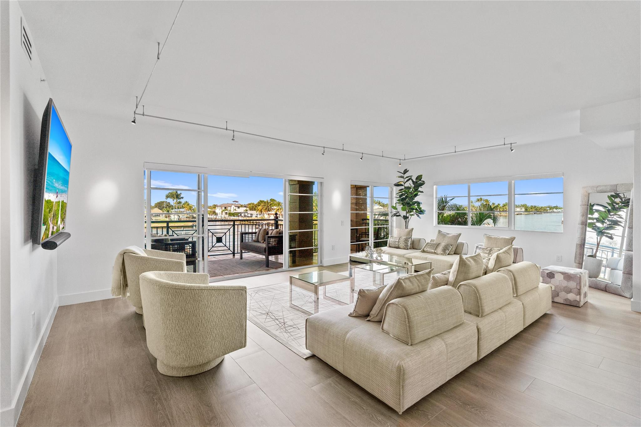 1230 Hillsboro Mile #107 Hillsboro Beach, FL 33062